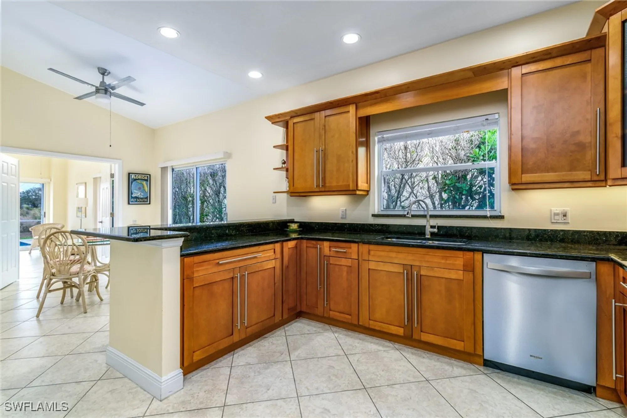 Property Slideshow image 20 of 32 | 66 fountain cir, Naples, FL, 34119