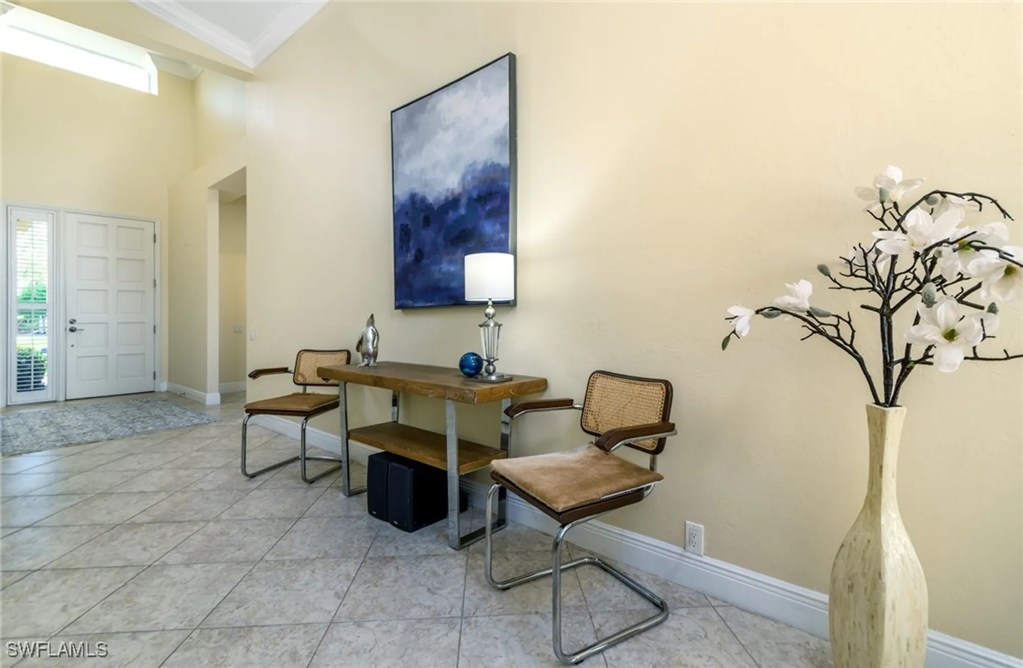 Property Slideshow image 9 of 32 | 66 fountain cir, Naples, FL, 34119