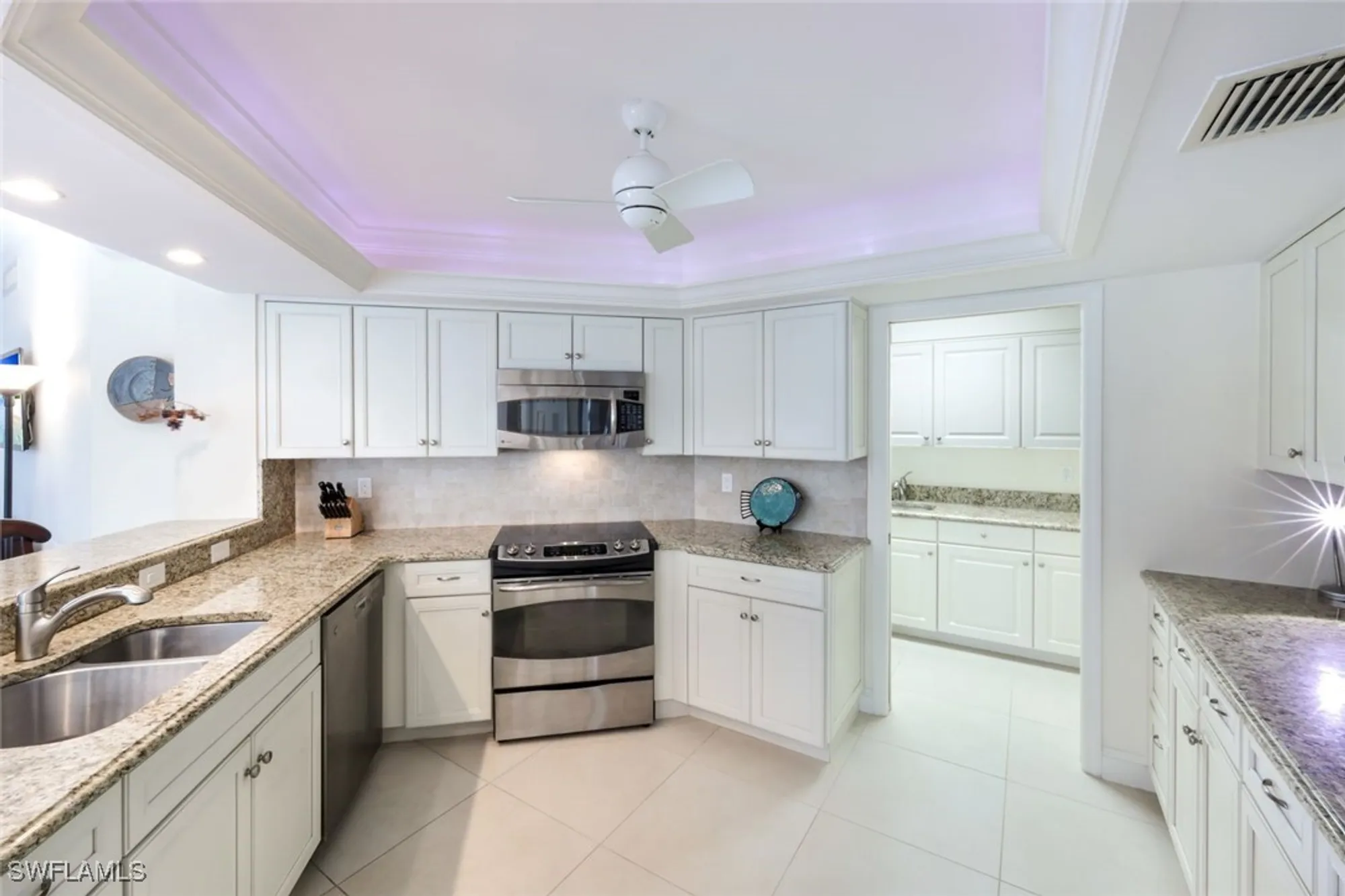 Property Slideshow image 16 of 37 | 8453 abbington cir # 8, Naples, FL, 34108