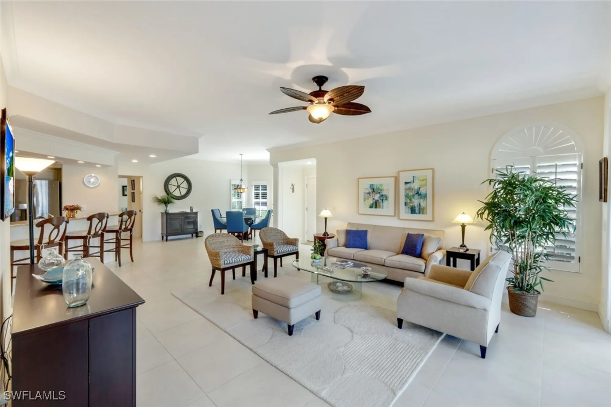 Property Slideshow image 12 of 37 | 8453 abbington cir # 8, Naples, FL, 34108