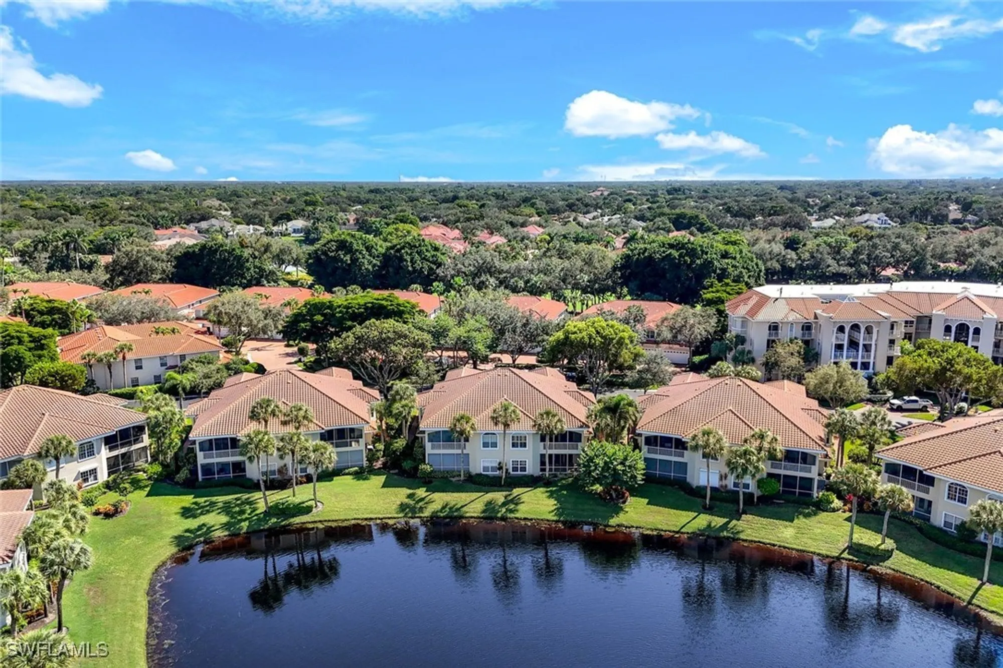 Property Slideshow image 31 of 37 | 8453 abbington cir # 8, Naples, FL, 34108