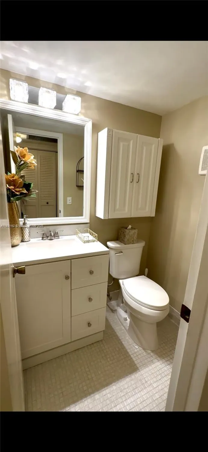 Property Slideshow image 20 of 23 | 142 preston d # 142, Boca Raton, FL, 33434