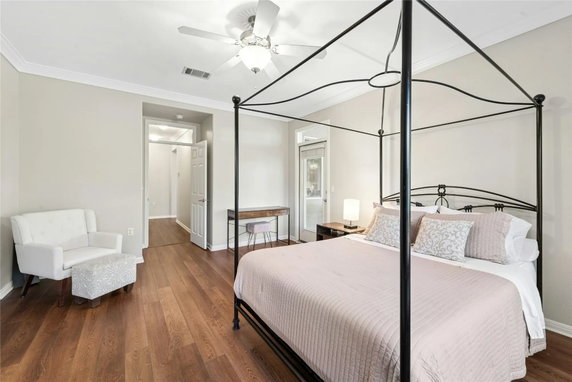 Property Slideshow image 19 of 40 | 110 harness ln, Georgetown, TX, 78633