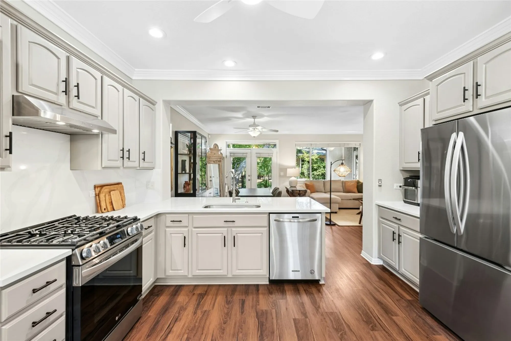 Property Slideshow image 13 of 40 | 110 harness ln, Georgetown, TX, 78633