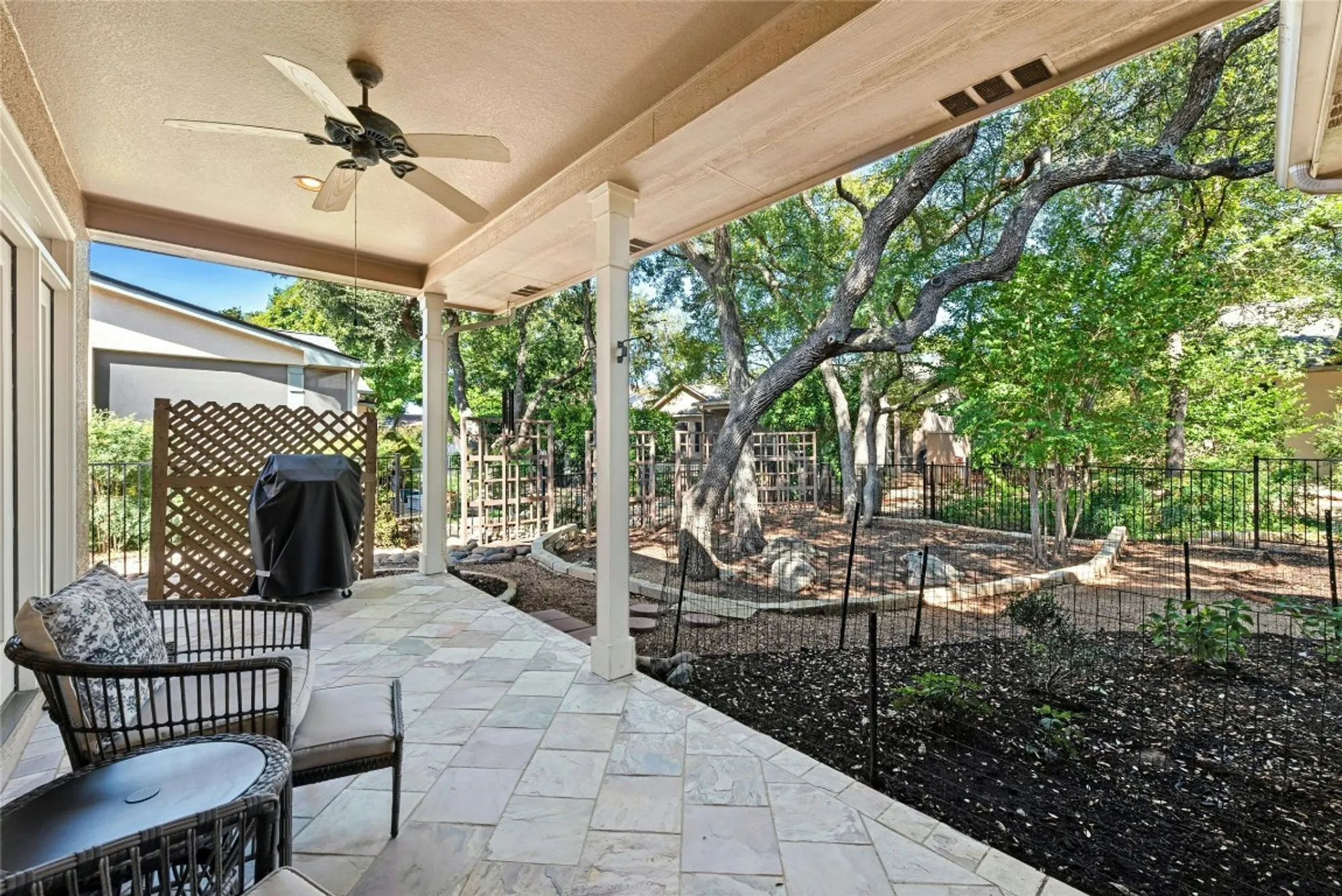 Property Slideshow image 28 of 40 | 110 harness ln, Georgetown, TX, 78633