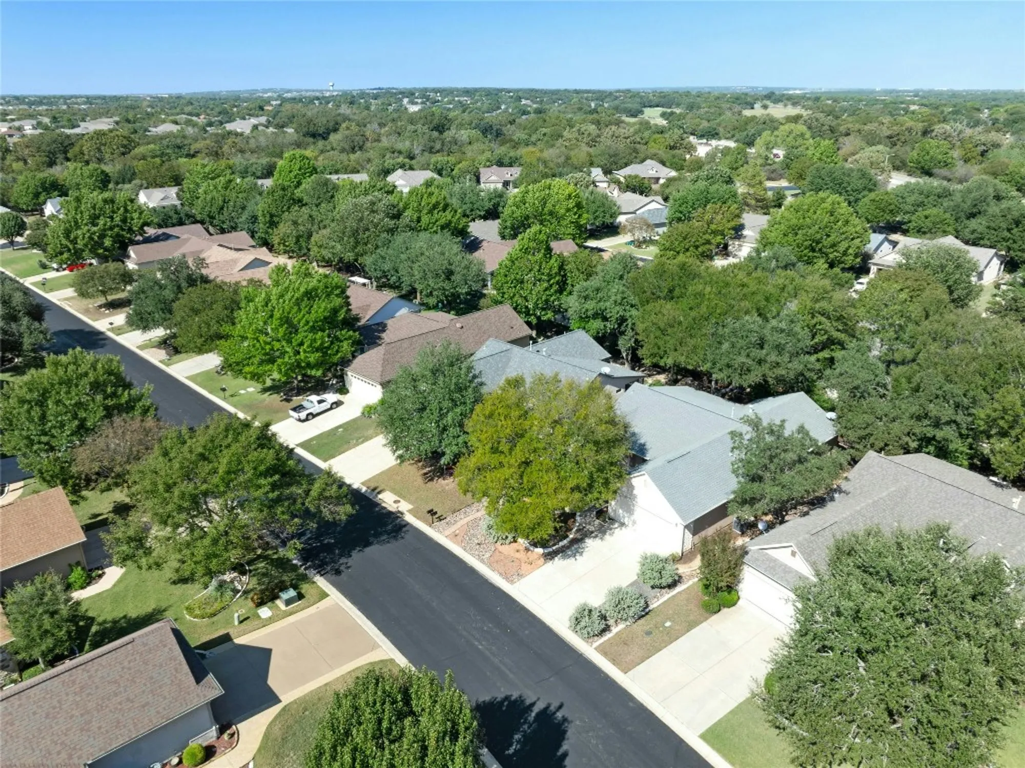 Property Slideshow image 34 of 40 | 110 harness ln, Georgetown, TX, 78633