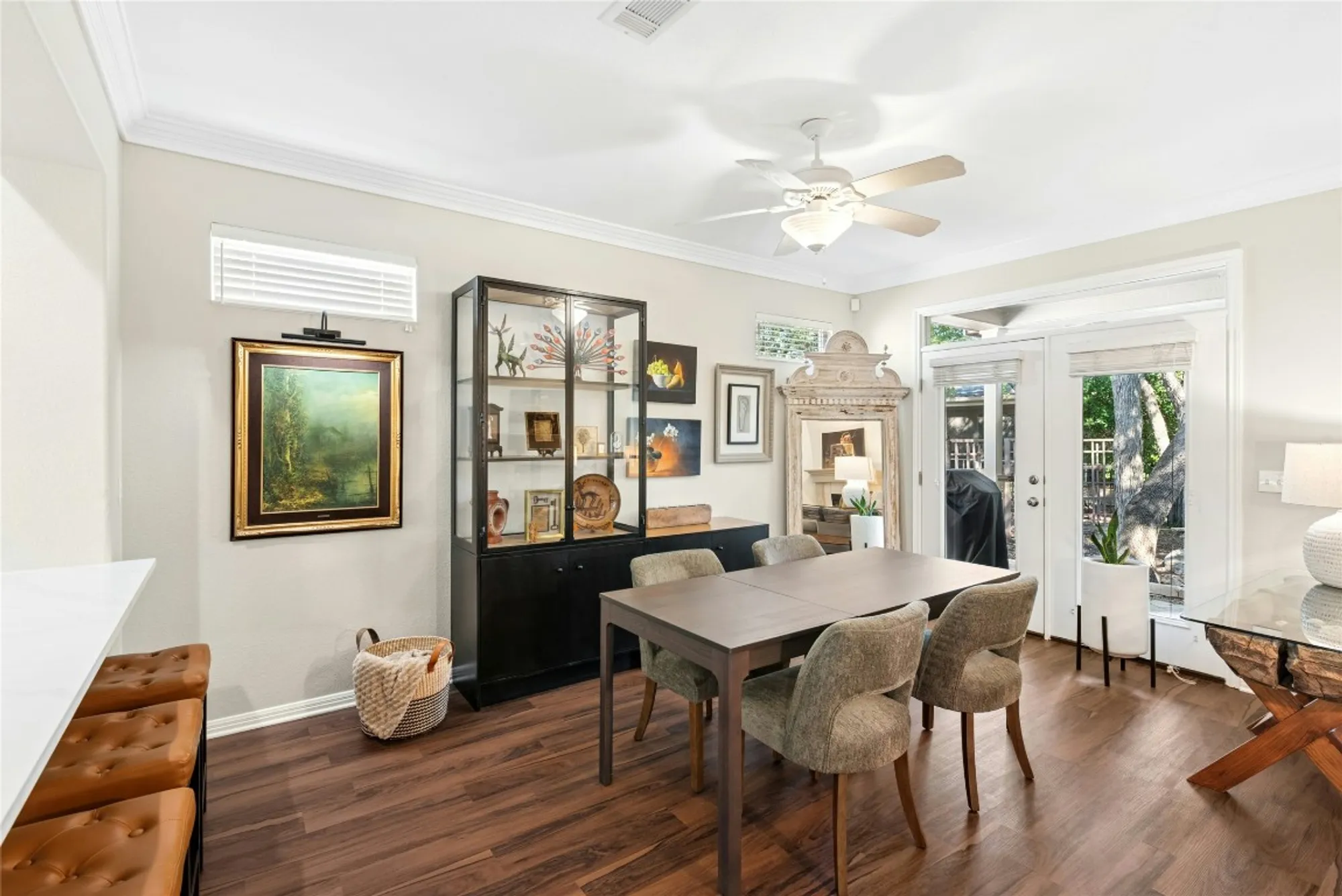 Property Slideshow image 8 of 40 | 110 harness ln, Georgetown, TX, 78633