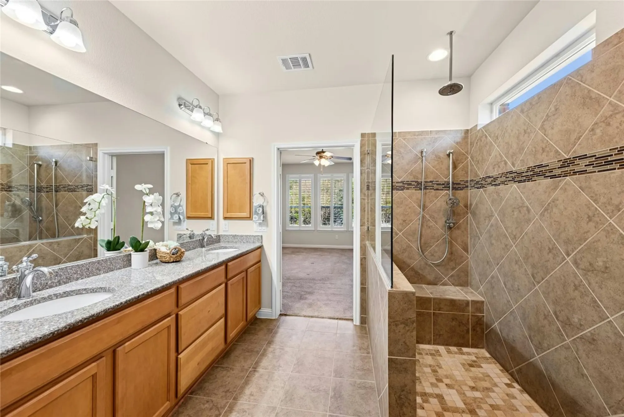 Property Slideshow image 22 of 35 | 914 dome peak ln, Georgetown, TX, 78633