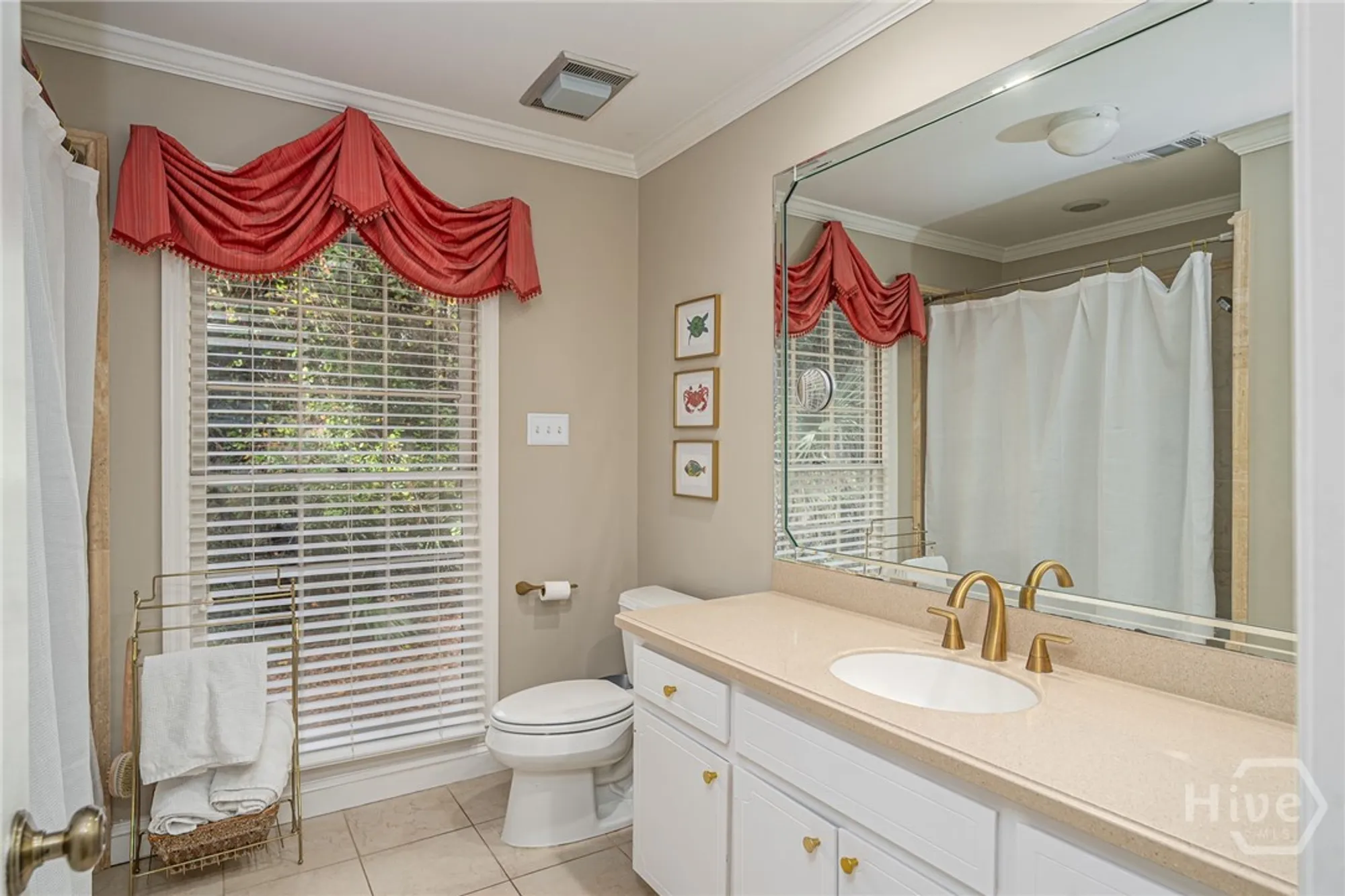 Property Slideshow image 25 of 40 | 5 pelham rd, Savannah, GA, 31411