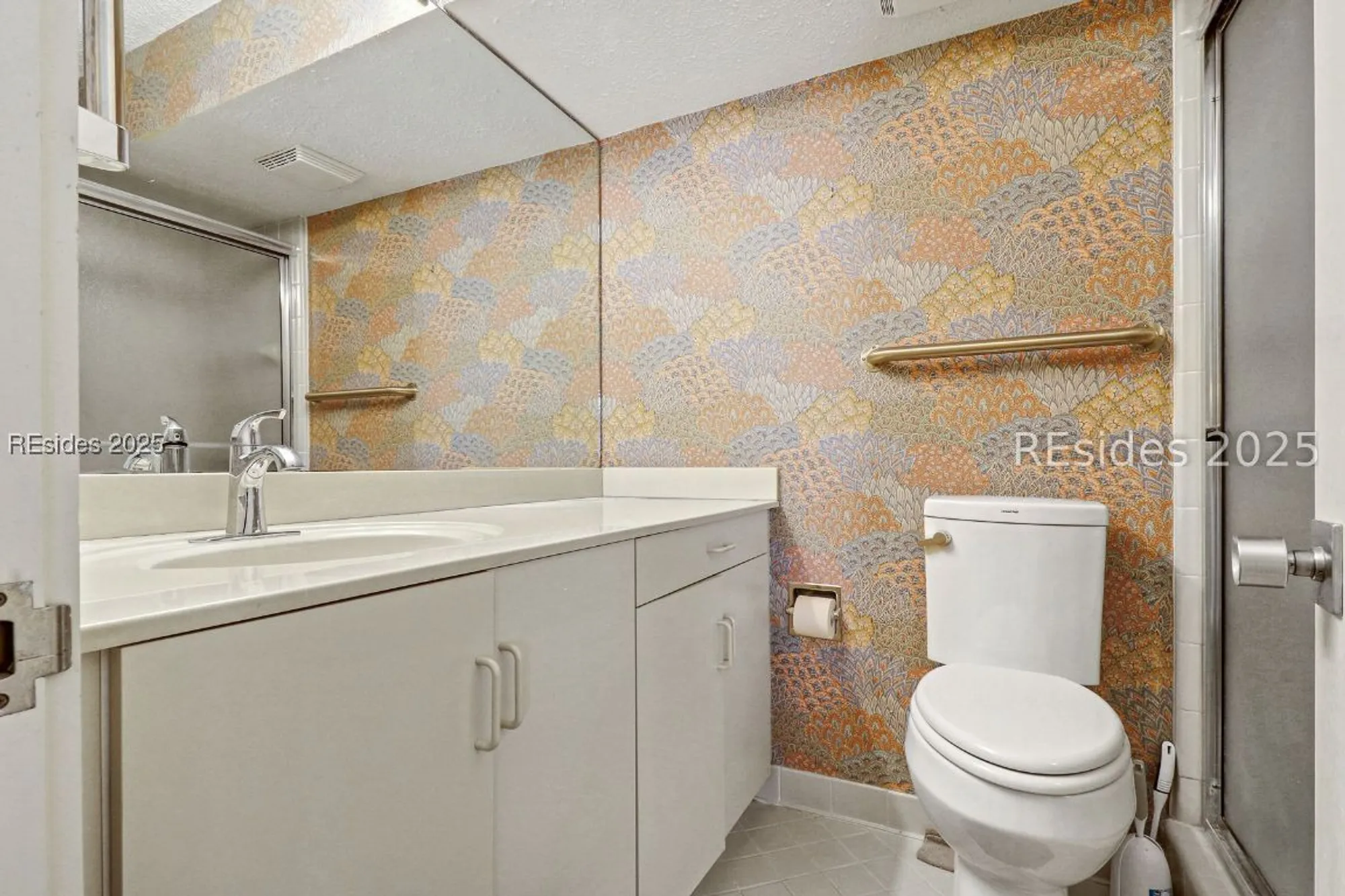 Property Slideshow image 17 of 45 | 1 high bluff rd apt 2017, Hilton Head Island, SC, 29926