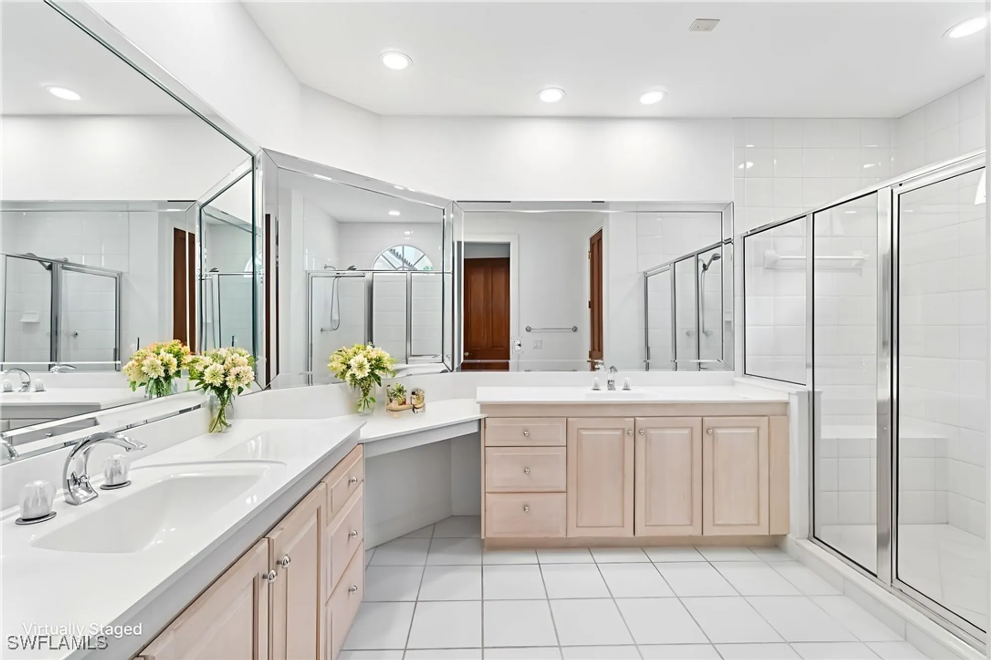 Property Slideshow image 14 of 33 | 8169 via vecchia, Naples, FL, 34108