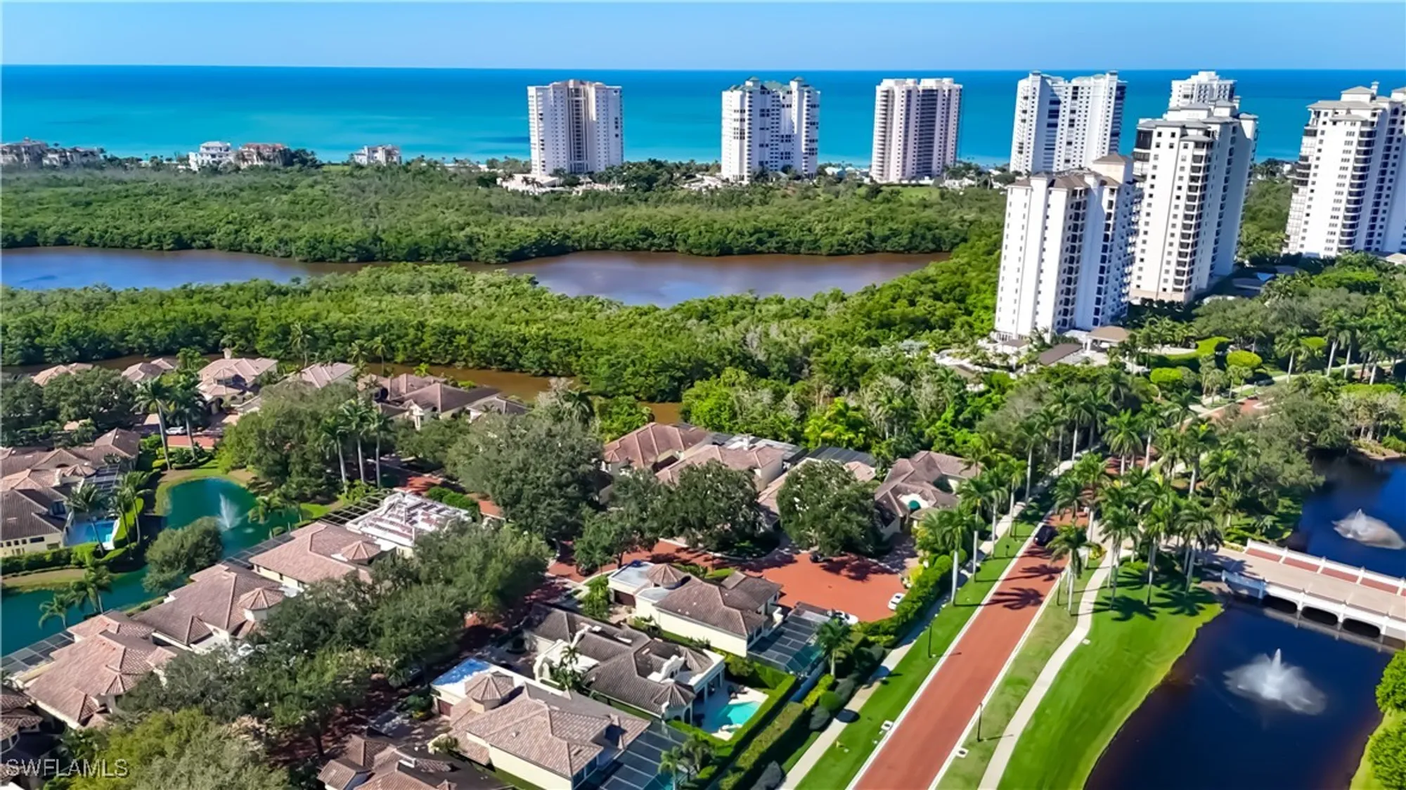 Property Slideshow image 18 of 33 | 8169 via vecchia, Naples, FL, 34108