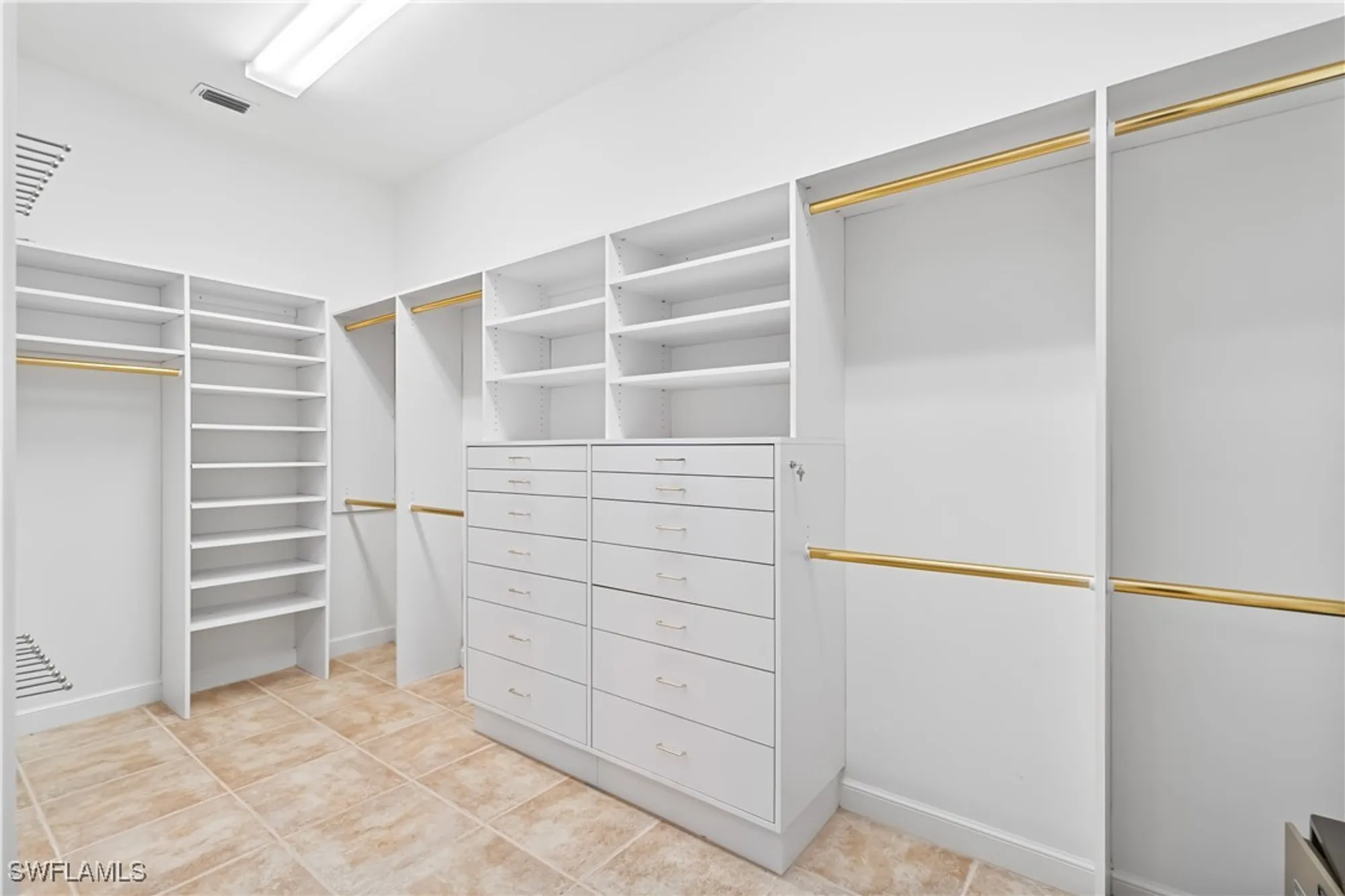 Property Slideshow image 10 of 33 | 8169 via vecchia, Naples, FL, 34108