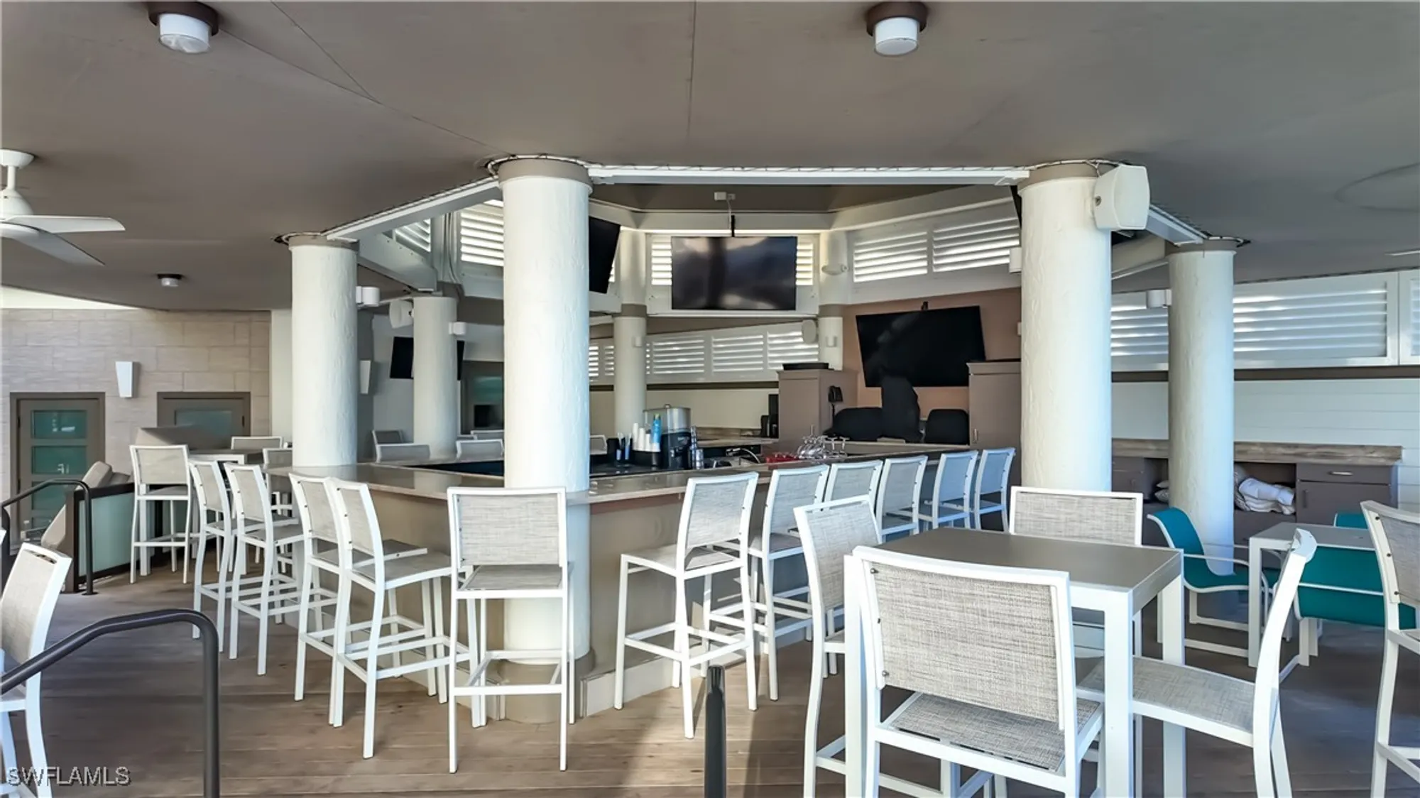 Property Slideshow image 27 of 33 | 8169 via vecchia, Naples, FL, 34108