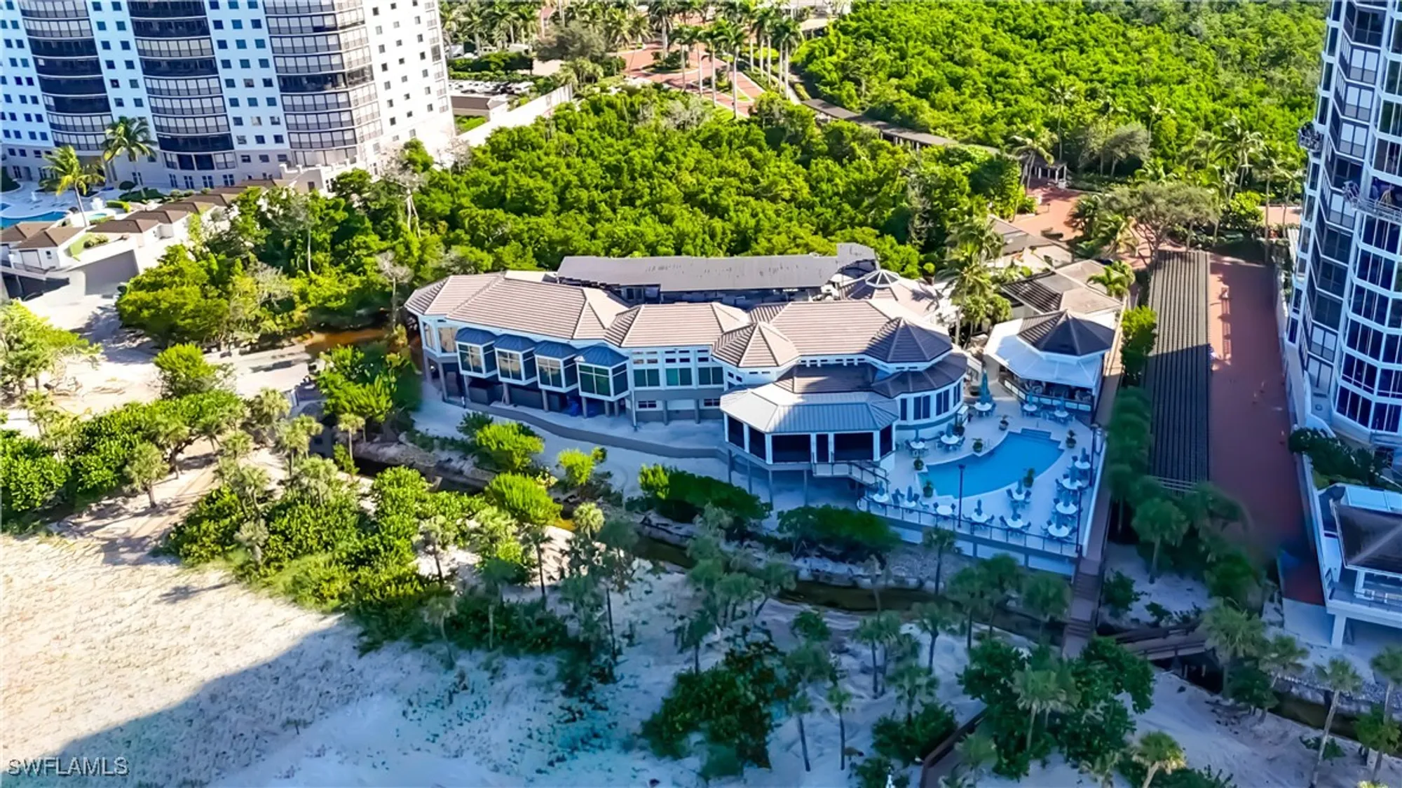 Property Slideshow image 29 of 33 | 8169 via vecchia, Naples, FL, 34108