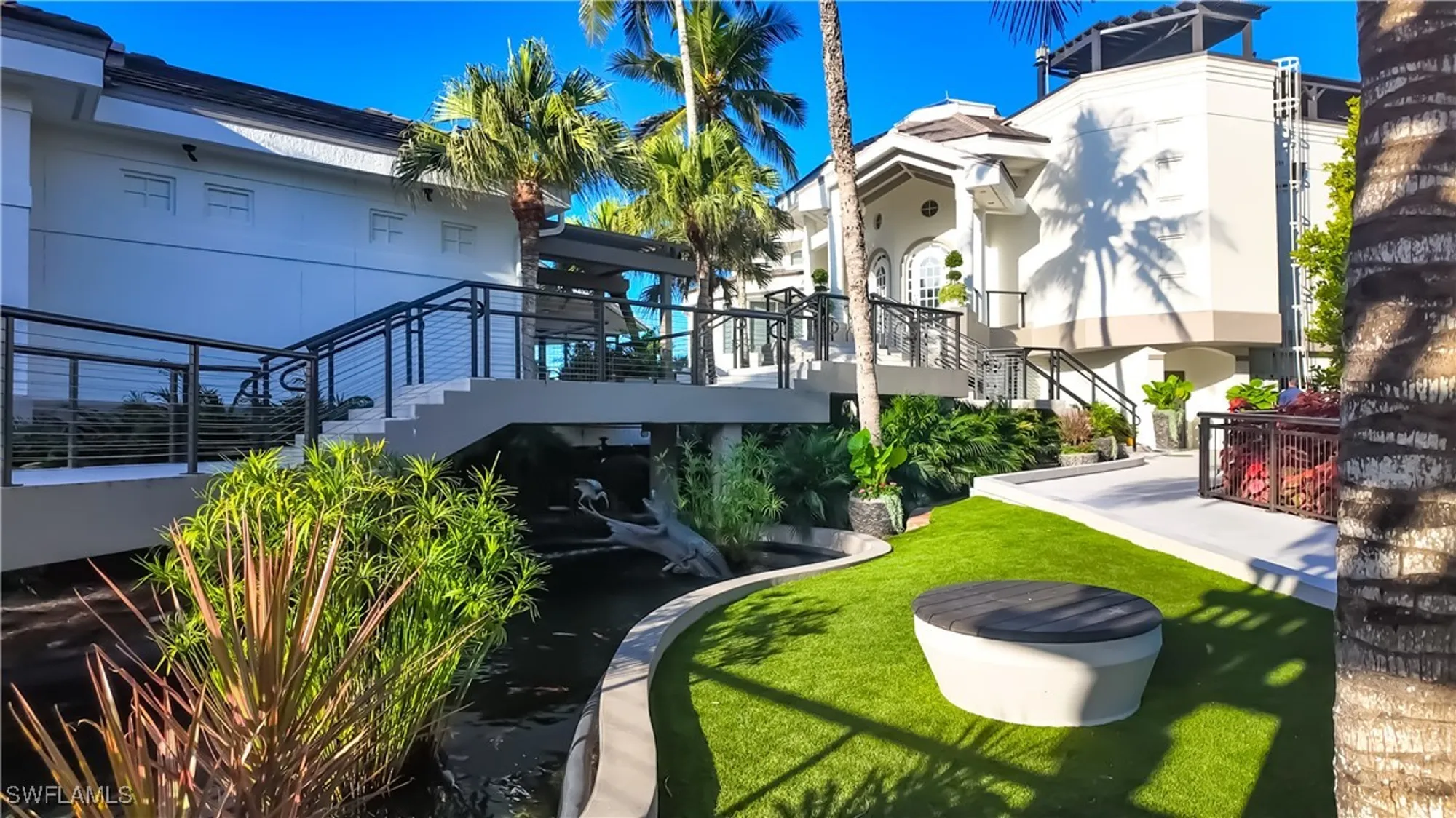 Property Slideshow image 20 of 33 | 8169 via vecchia, Naples, FL, 34108