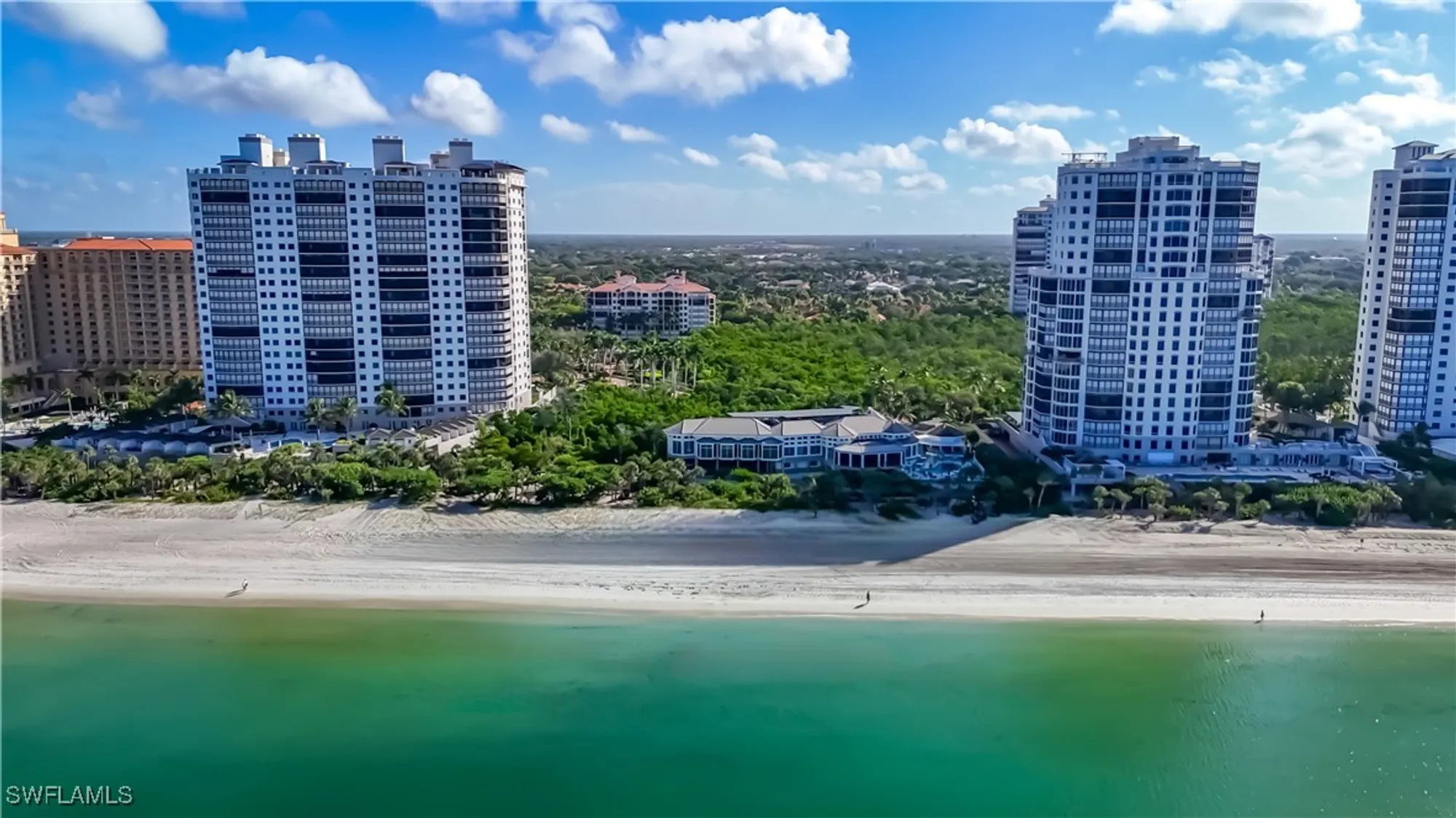 Property Slideshow image 21 of 33 | 8169 via vecchia, Naples, FL, 34108