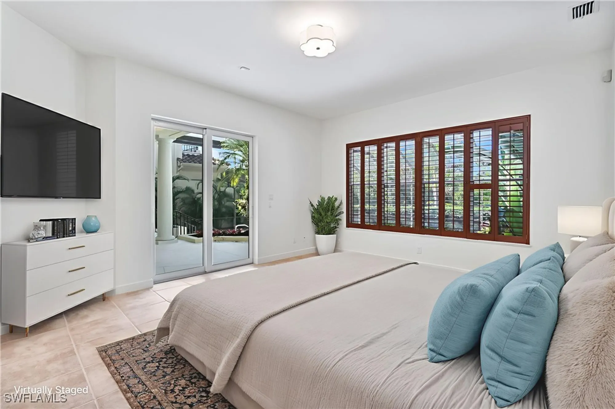 Property Slideshow image 8 of 33 | 8169 via vecchia, Naples, FL, 34108