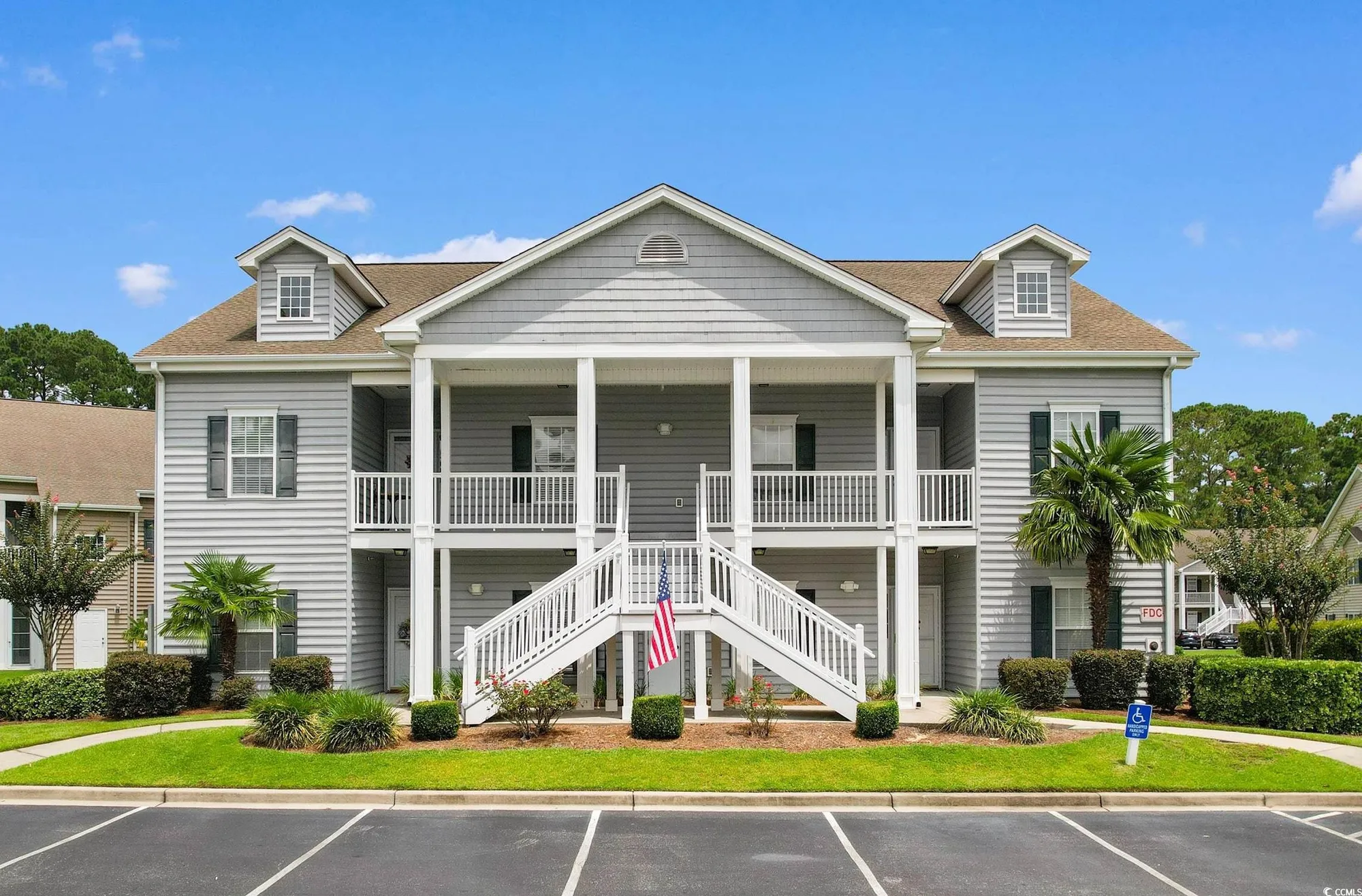 Property Slideshow image 1 of 39 | 332 black oak ln 102, Murrells Inlet, SC, 29576