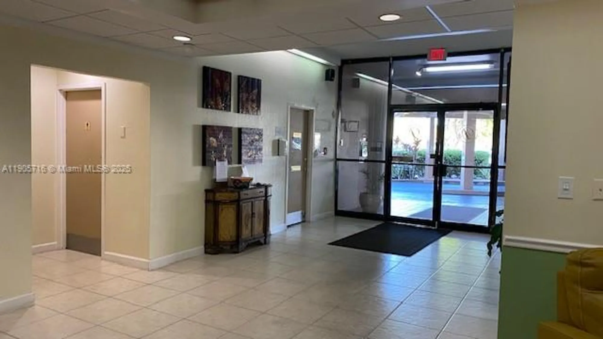 Property Slideshow image 20 of 21 | 1100 saint charles pl ph 15, Pembroke Pines, FL, 33026