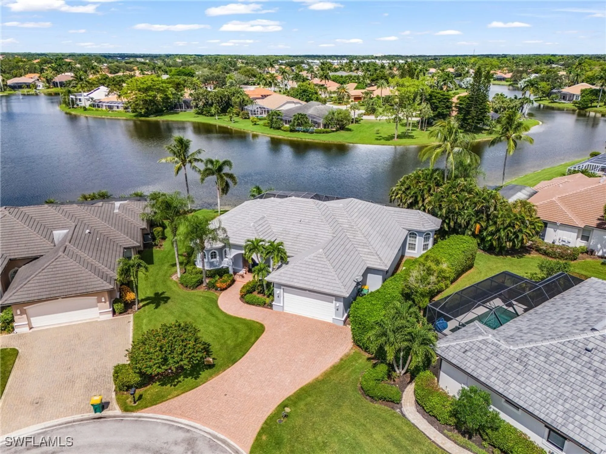 Property Slideshow image 29 of 32 | 8983 star tulip ct, Naples, FL, 34113