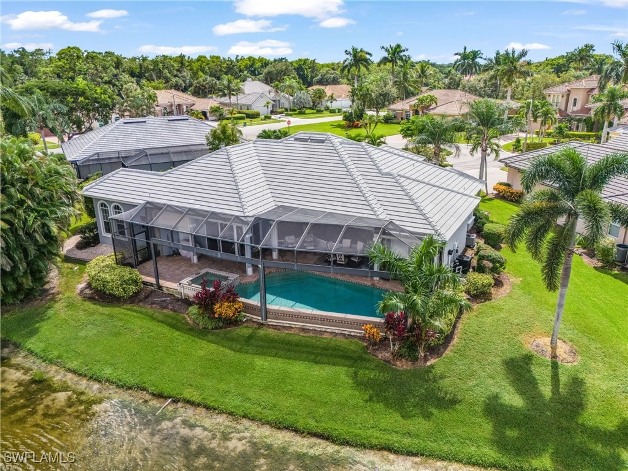 Property Slideshow image 31 of 32 | 8983 star tulip ct, Naples, FL, 34113