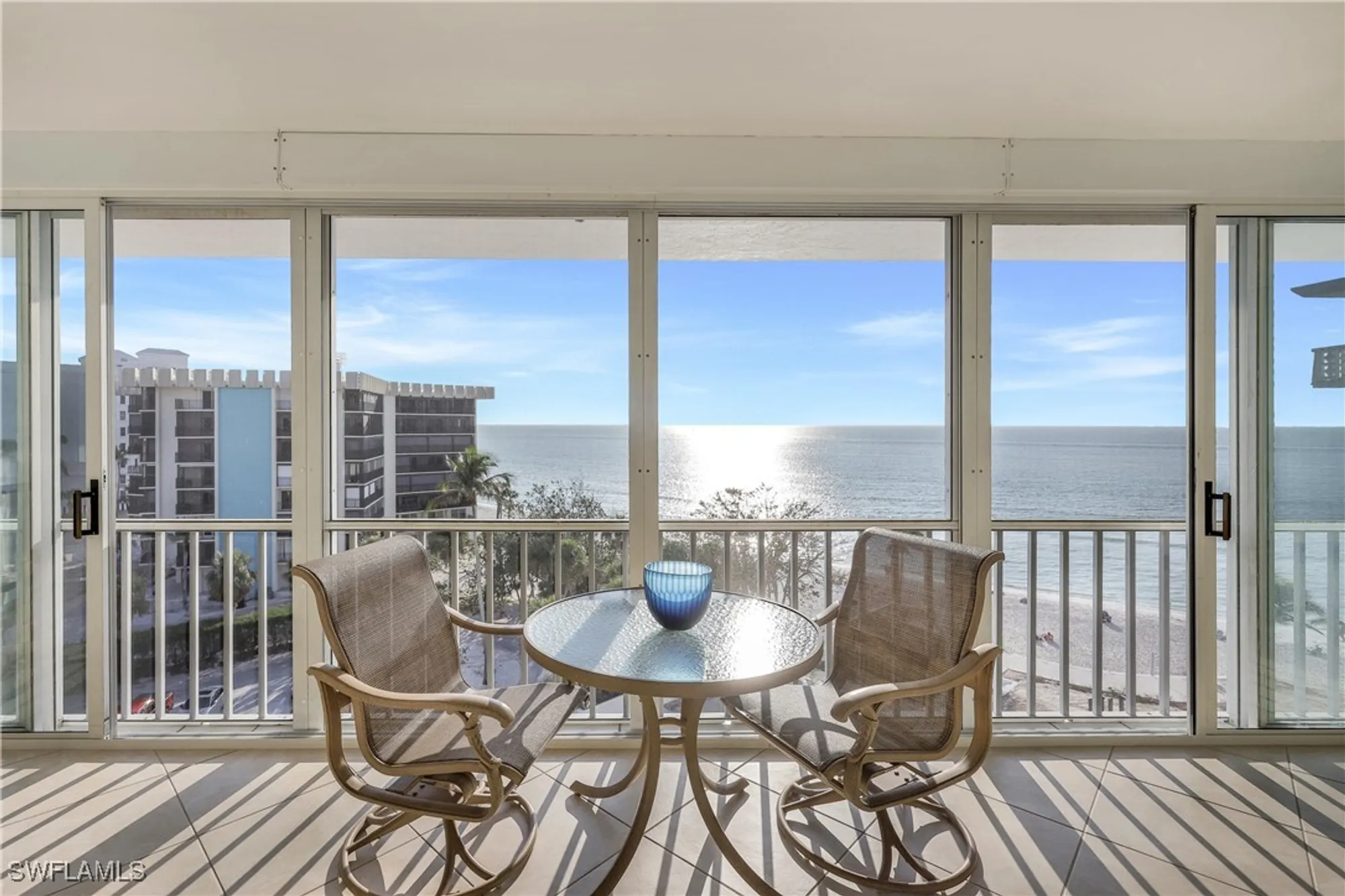 Property Slideshow image 18 of 25 | 3401 gulf shore blvd 605, Naples, FL, 34103