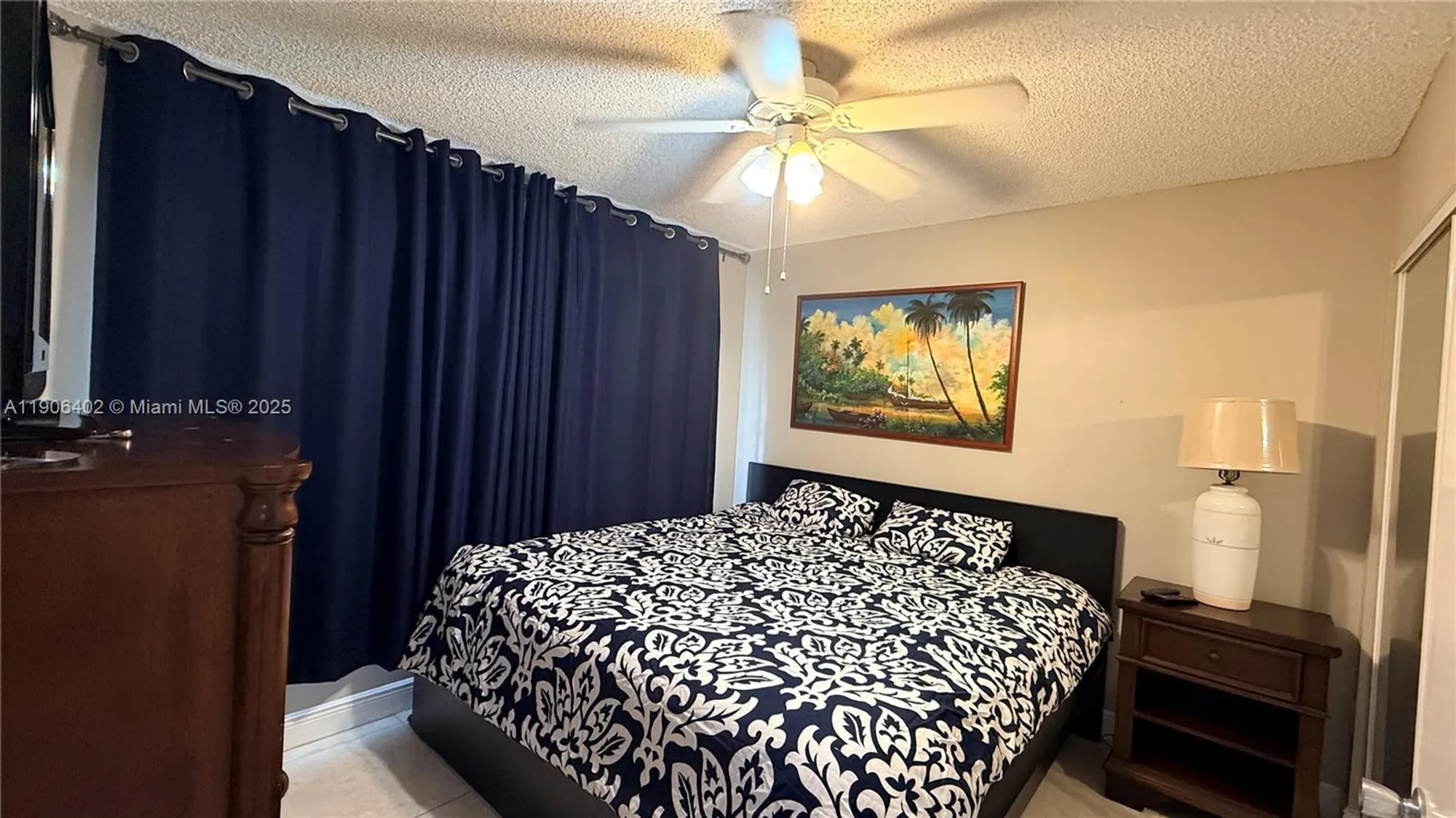 Property Slideshow image 12 of 32 | 571 sw 142nd ave apt 310, Pembroke Pines, FL, 33027