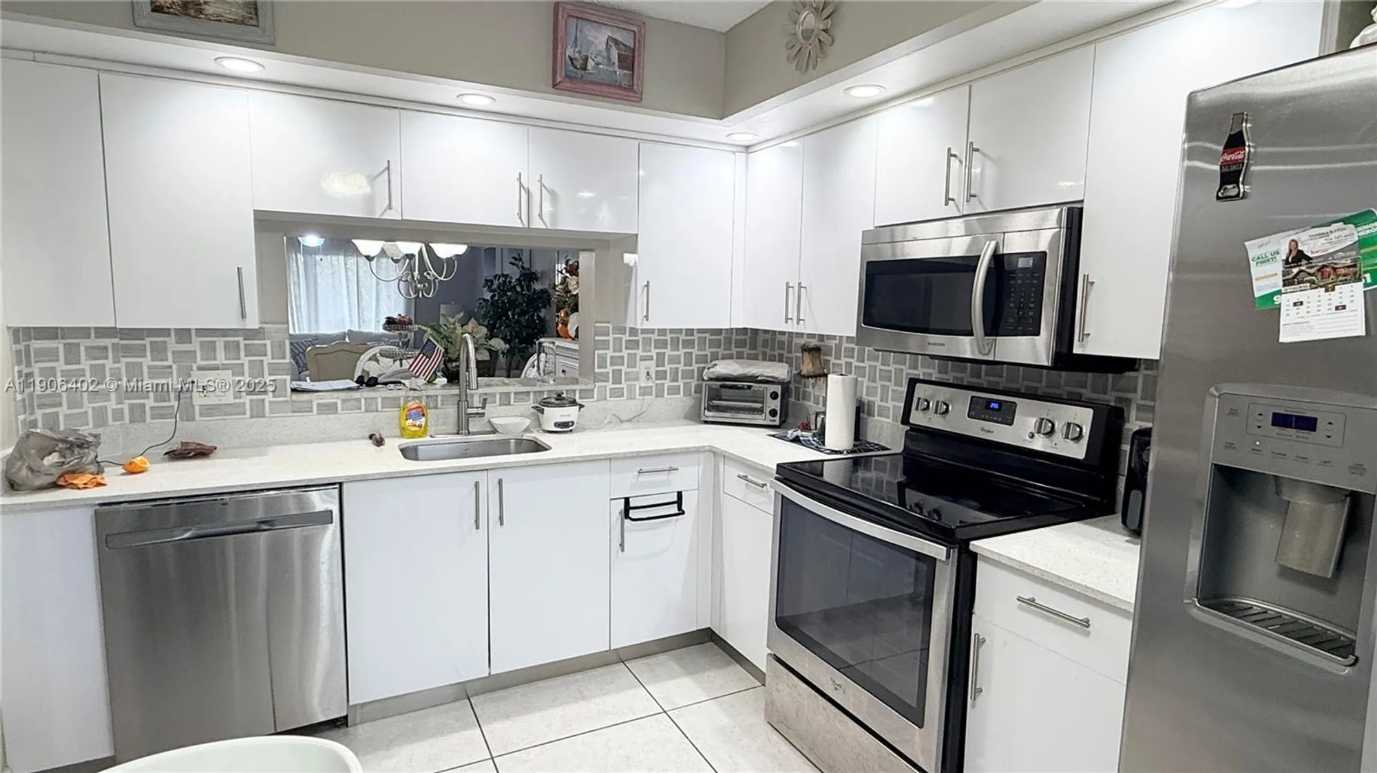 Property Slideshow image 9 of 32 | 571 sw 142nd ave apt 310, Pembroke Pines, FL, 33027