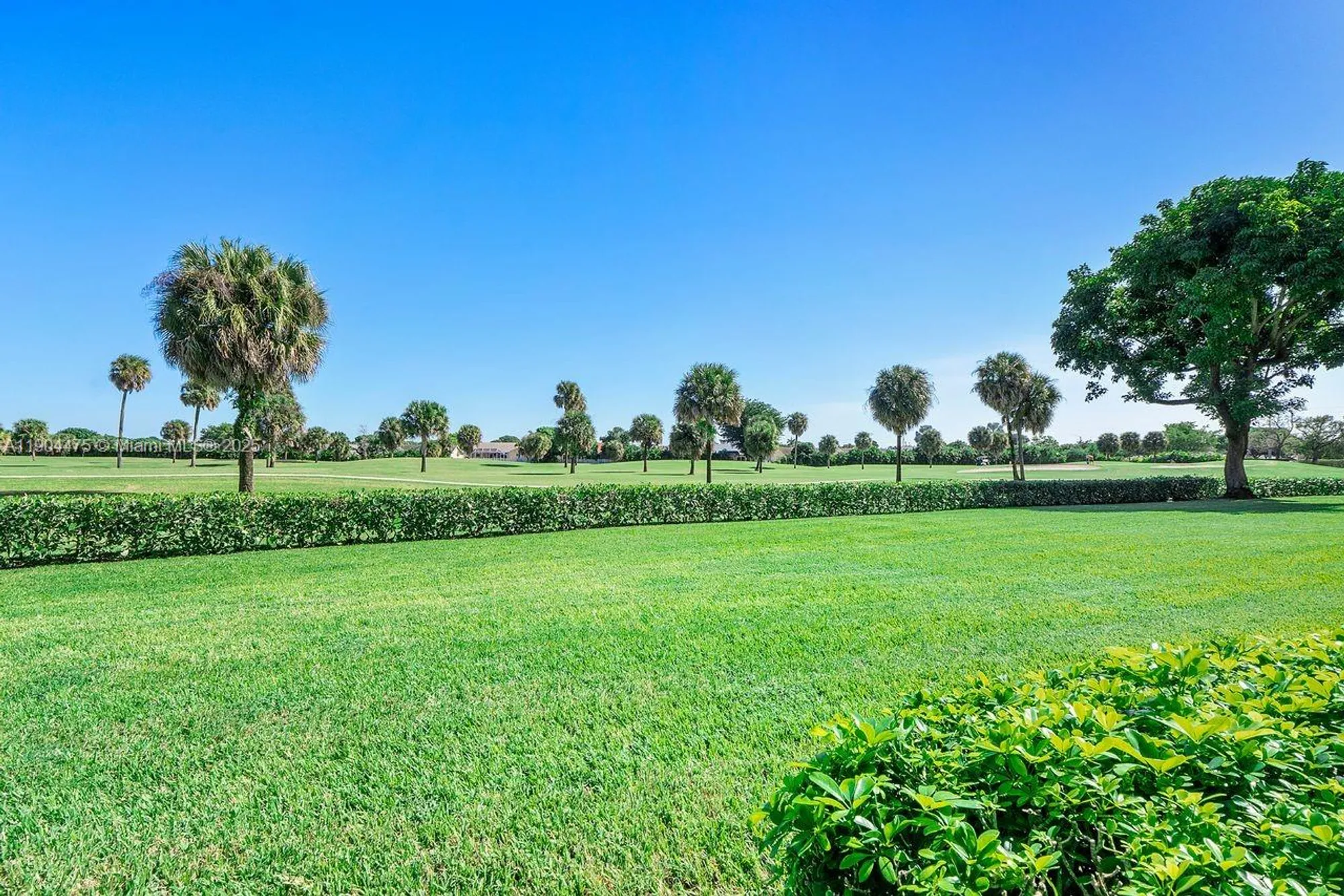 Property Slideshow image 16 of 45 | 23249 barwood ln 102, Boca Raton, FL, 33428