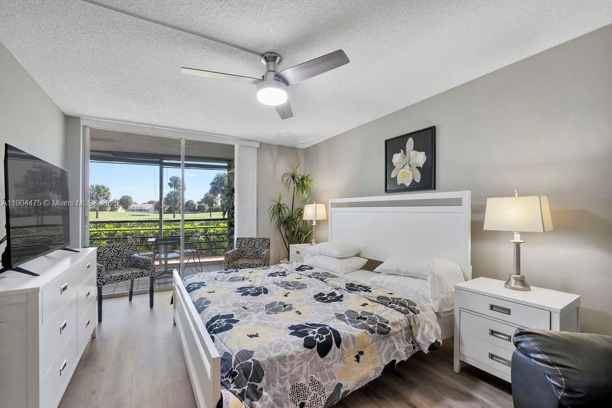 Property Slideshow image 28 of 45 | 23249 barwood ln 102, Boca Raton, FL, 33428