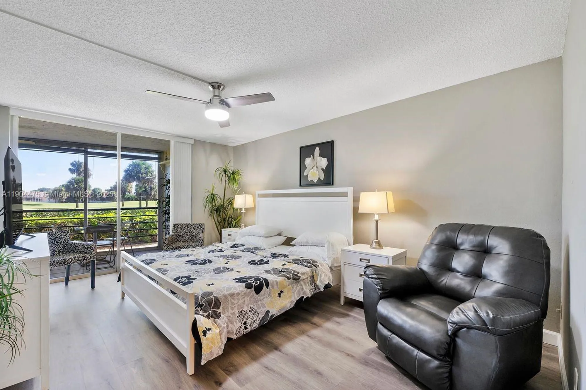 Property Slideshow image 29 of 45 | 23249 barwood ln 102, Boca Raton, FL, 33428