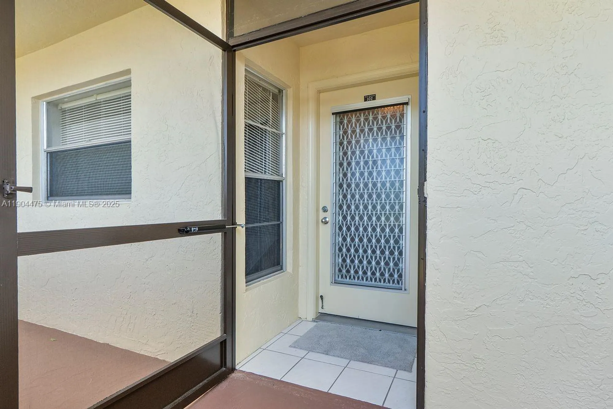 Property Slideshow image 41 of 45 | 23249 barwood ln 102, Boca Raton, FL, 33428