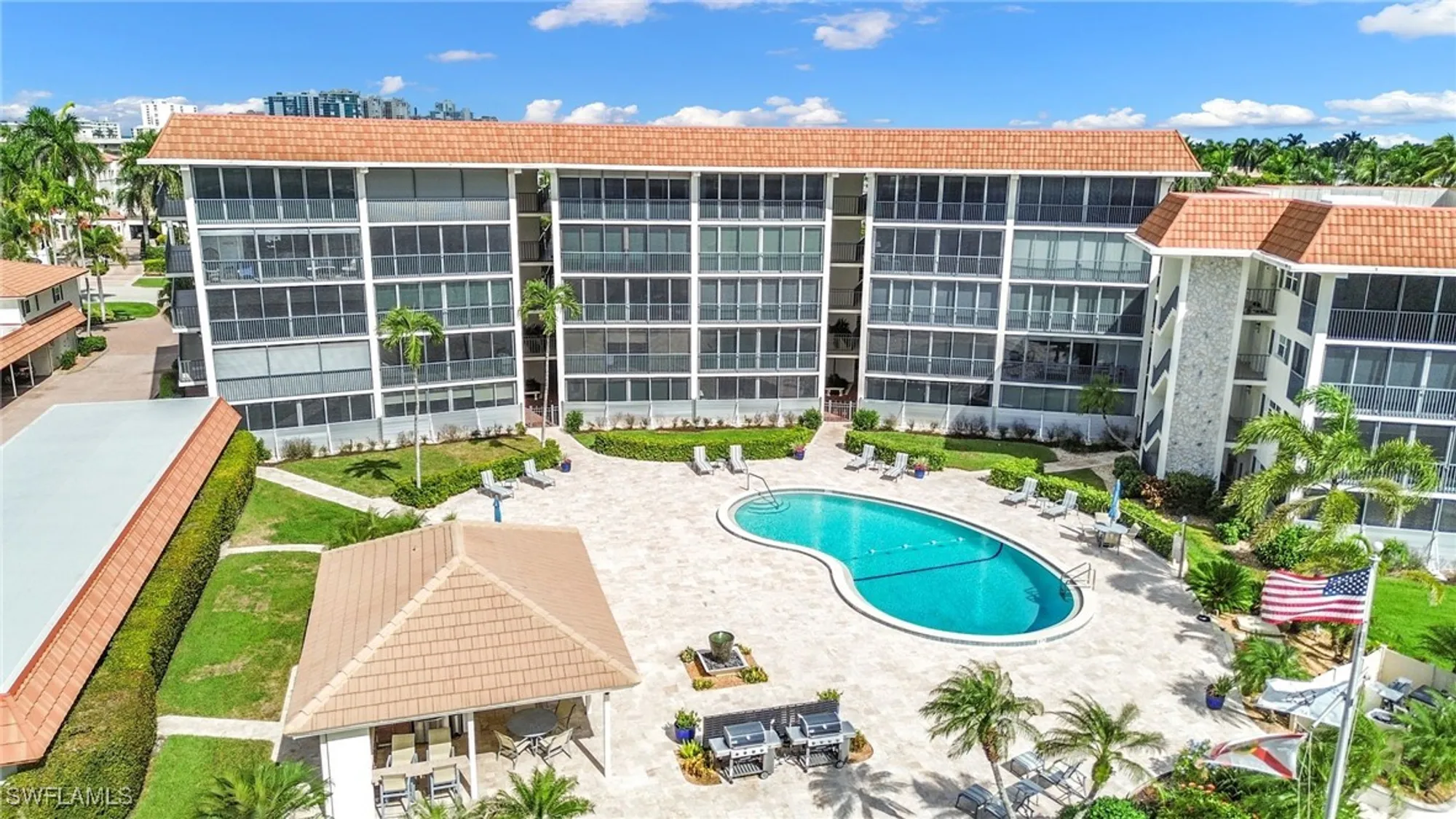 Property Slideshow image 27 of 30 | 222 harbour dr apt 310, Naples, FL, 34103