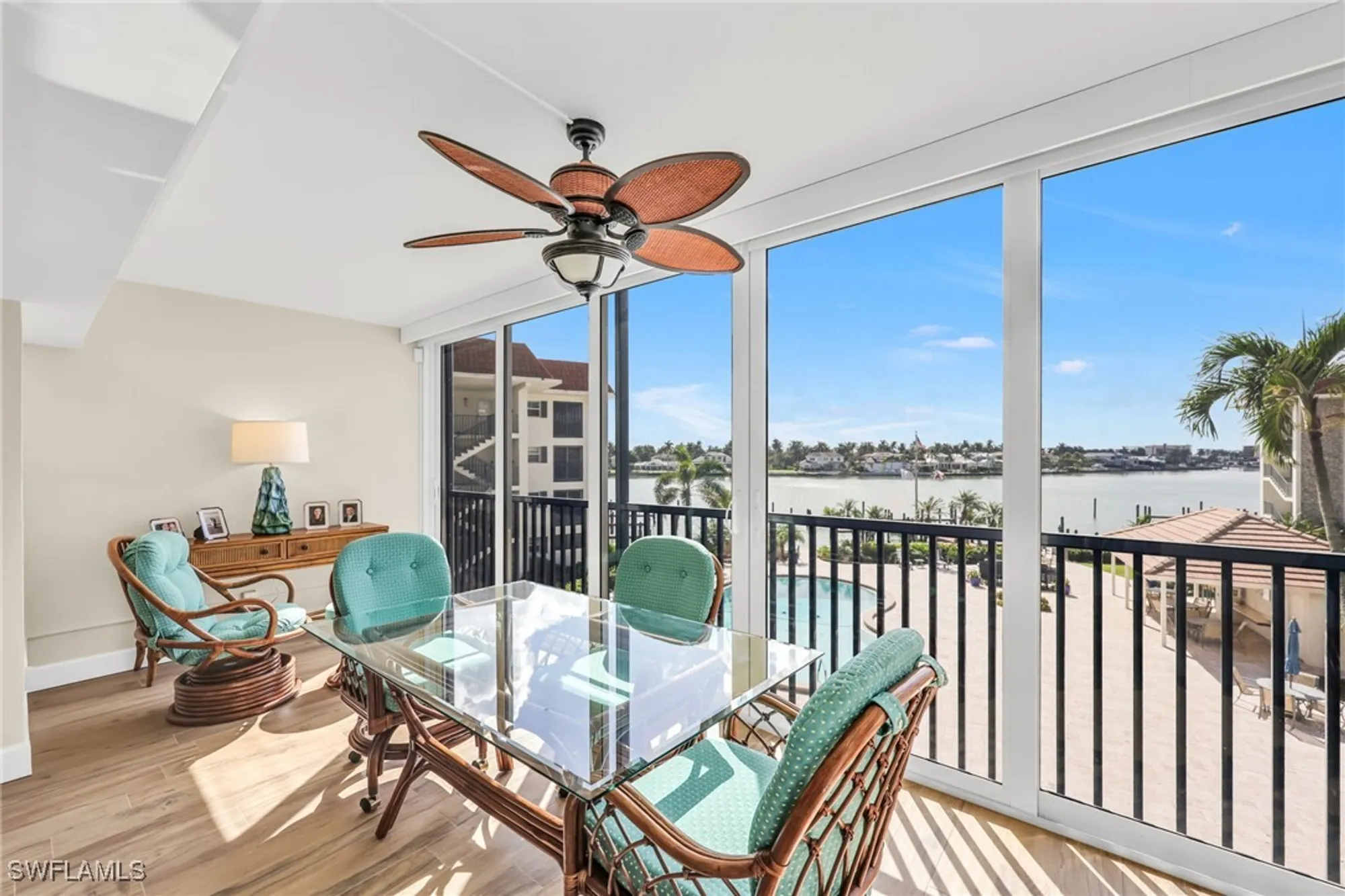 Property Slideshow image 7 of 30 | 222 harbour dr apt 310, Naples, FL, 34103