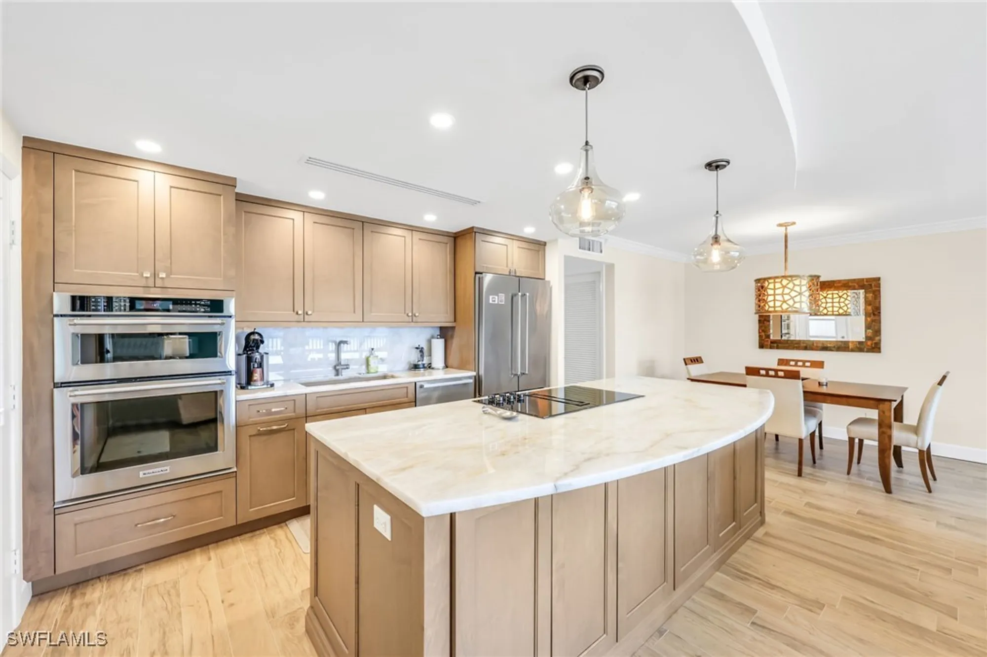 Property Slideshow image 9 of 30 | 222 harbour dr apt 310, Naples, FL, 34103