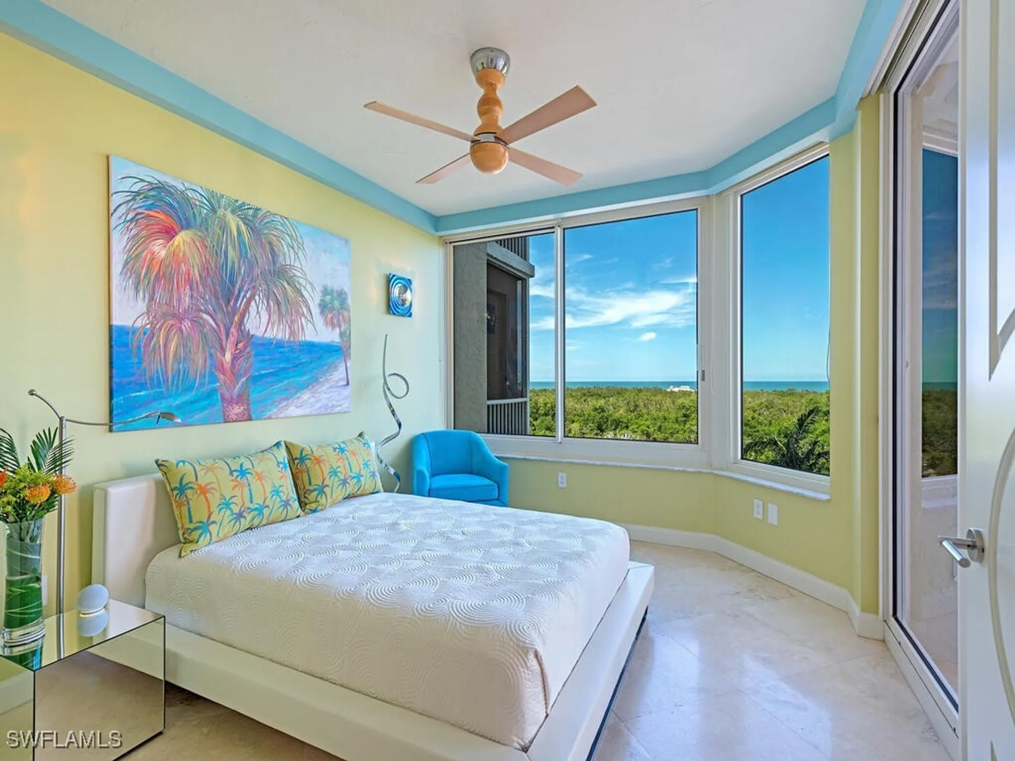 Property Slideshow image 10 of 33 | 7117 pelican bay blvd 507, Naples, FL, 34108