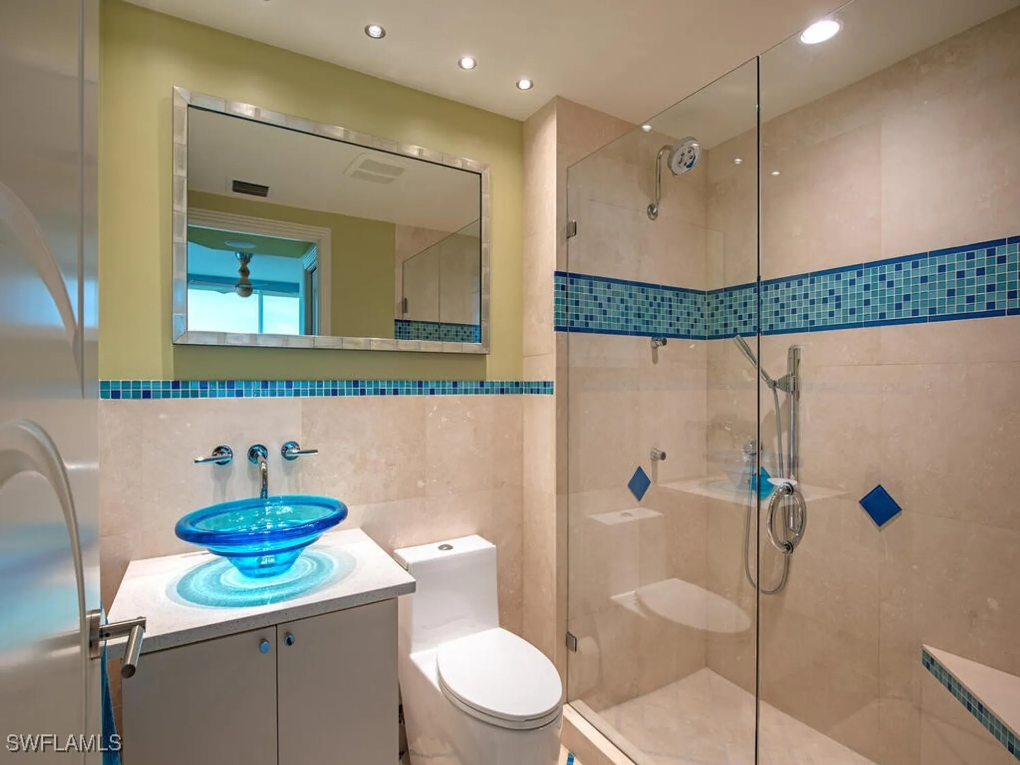 Property Slideshow image 11 of 33 | 7117 pelican bay blvd 507, Naples, FL, 34108