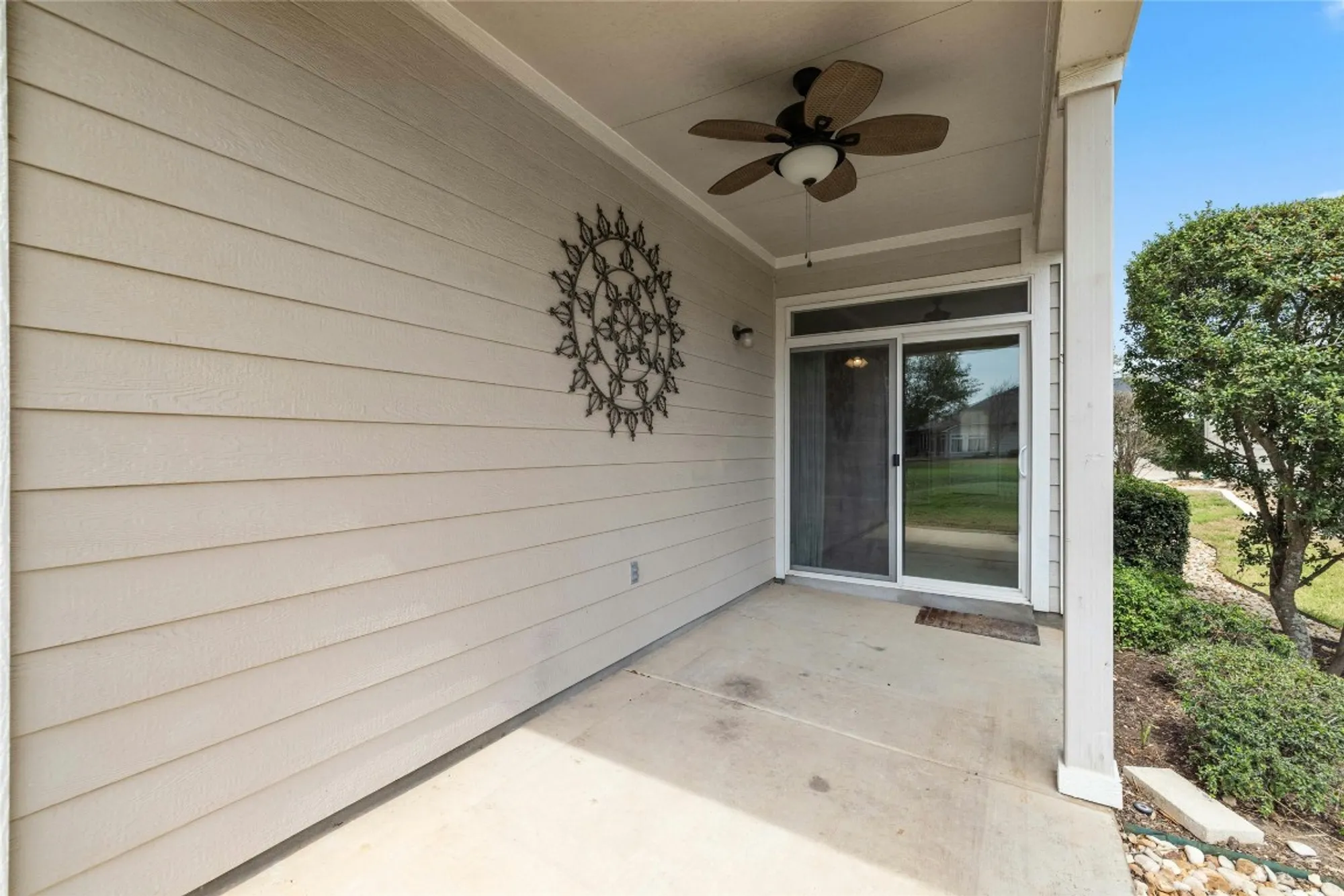 Property Slideshow image 16 of 25 | 238 bonham loop, Georgetown, TX, 78633
