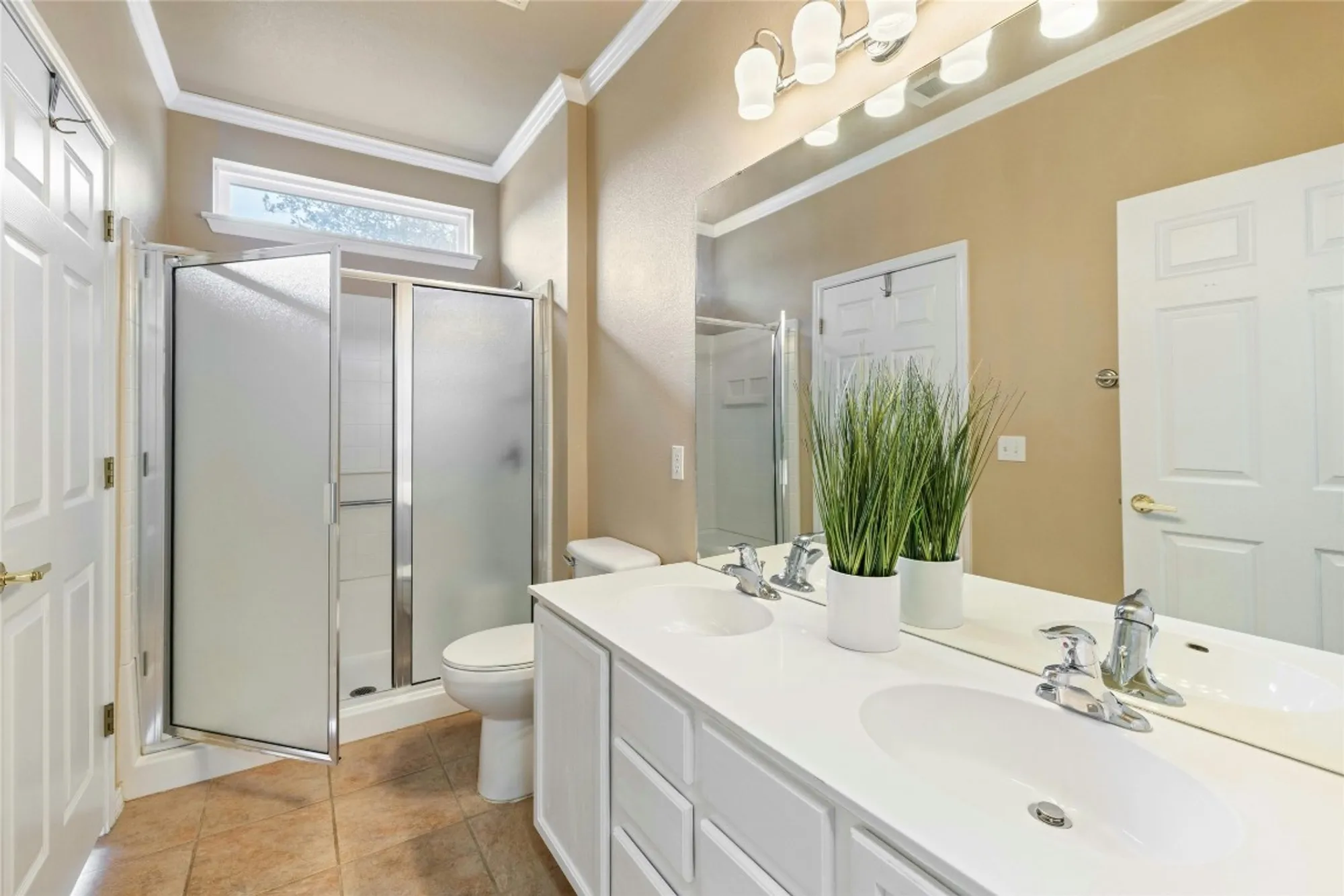 Property Slideshow image 10 of 25 | 238 bonham loop, Georgetown, TX, 78633