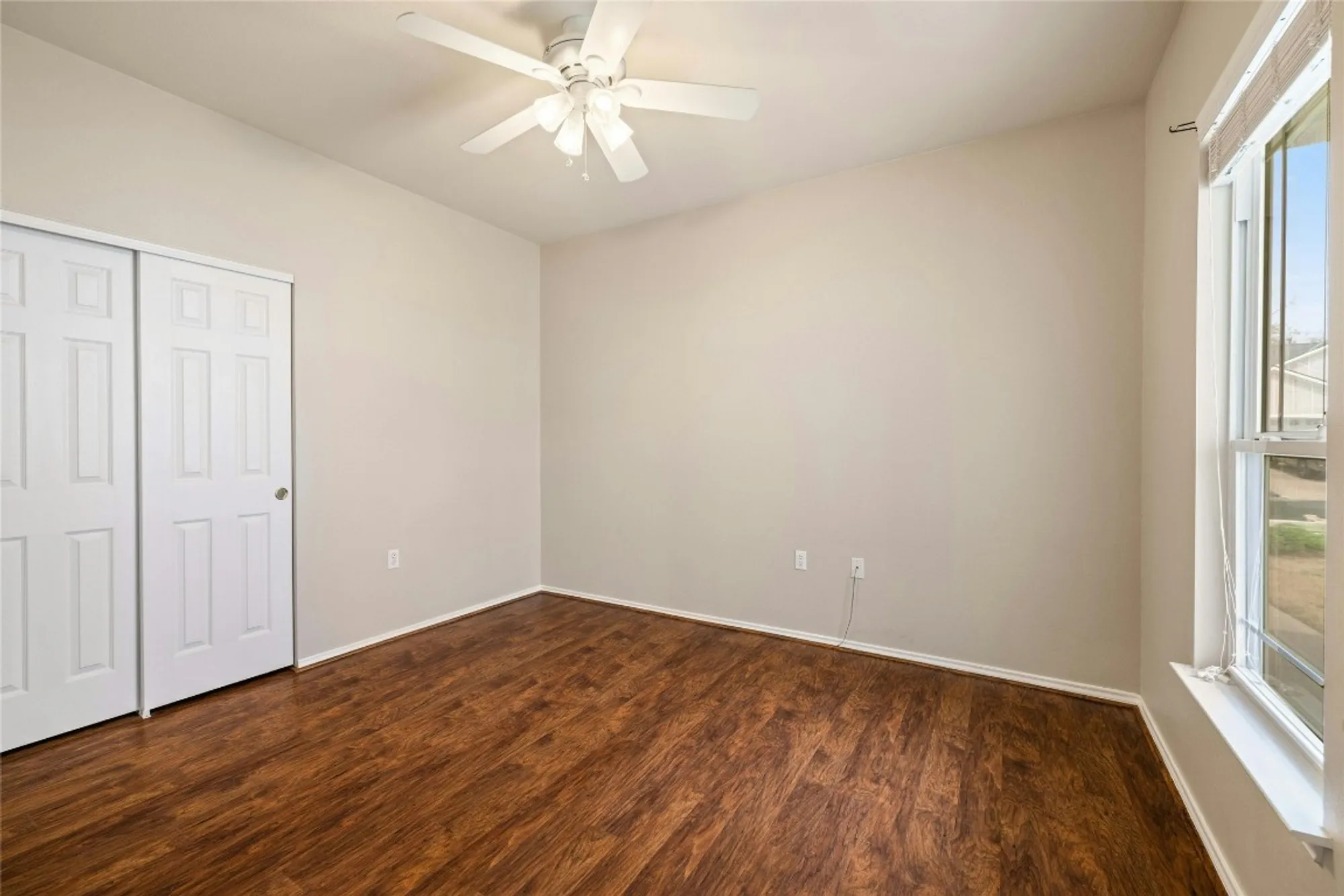 Property Slideshow image 12 of 25 | 238 bonham loop, Georgetown, TX, 78633
