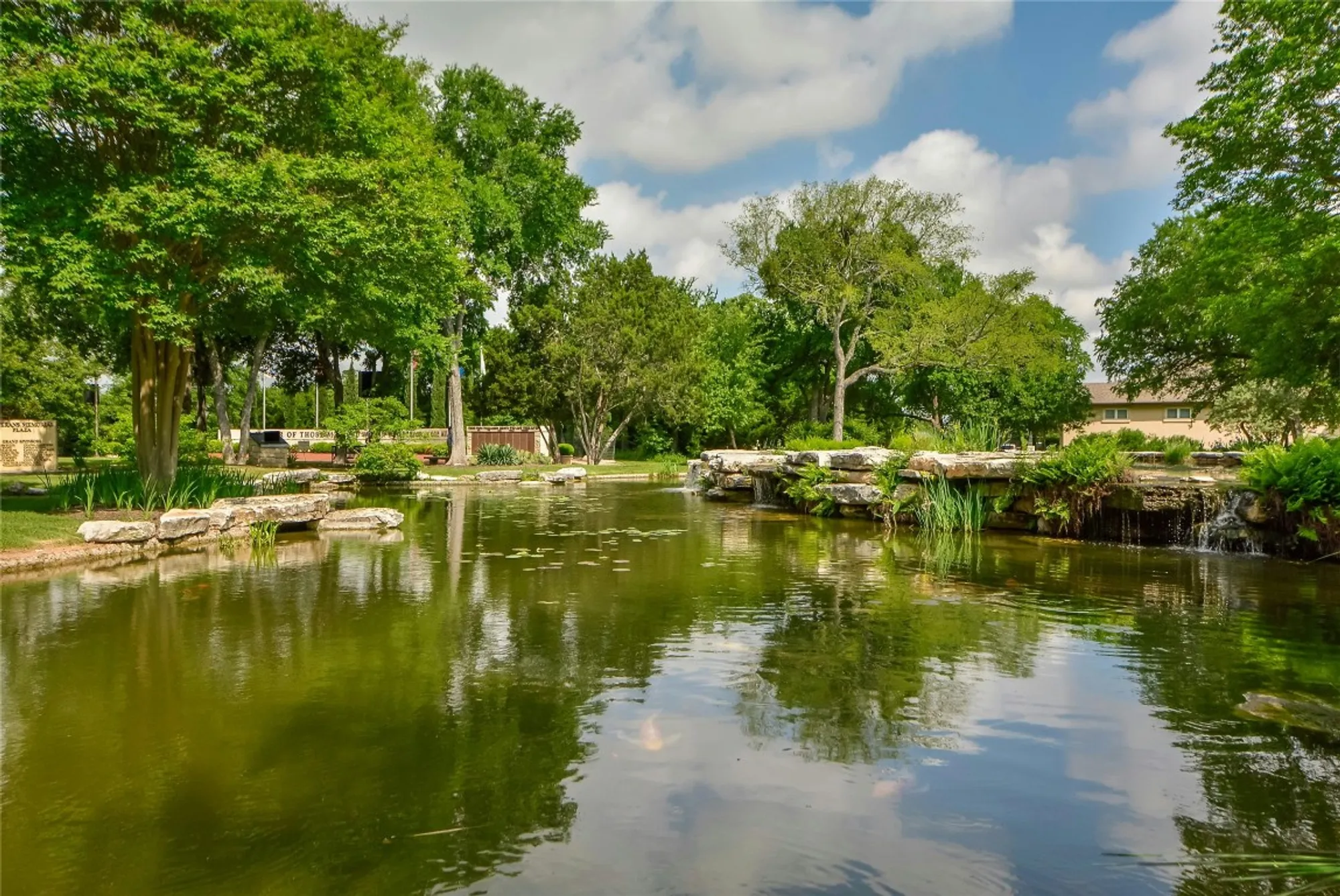 Property Slideshow image 21 of 25 | 238 bonham loop, Georgetown, TX, 78633