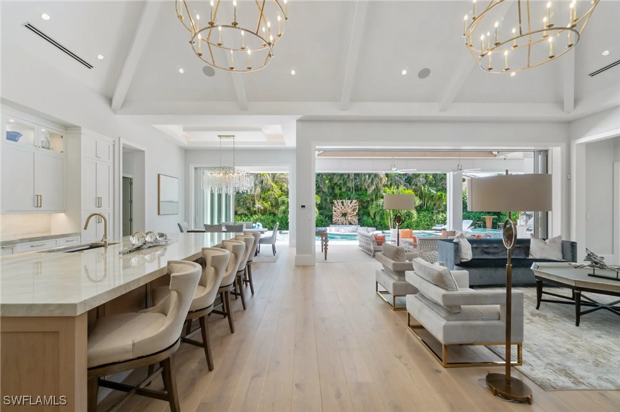 Property Slideshow image 14 of 50 | 3290 crayton rd, Naples, FL, 34103