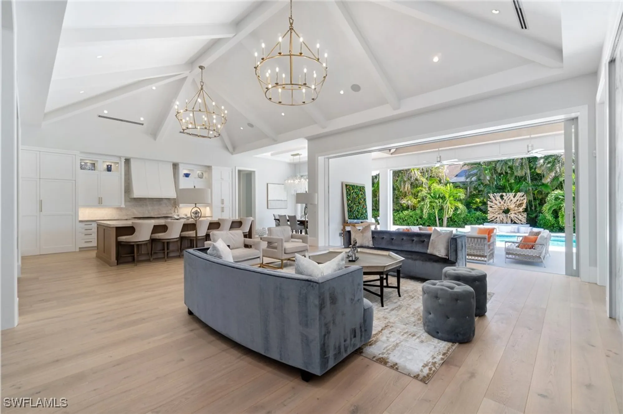 Property Slideshow image 8 of 50 | 3290 crayton rd, Naples, FL, 34103