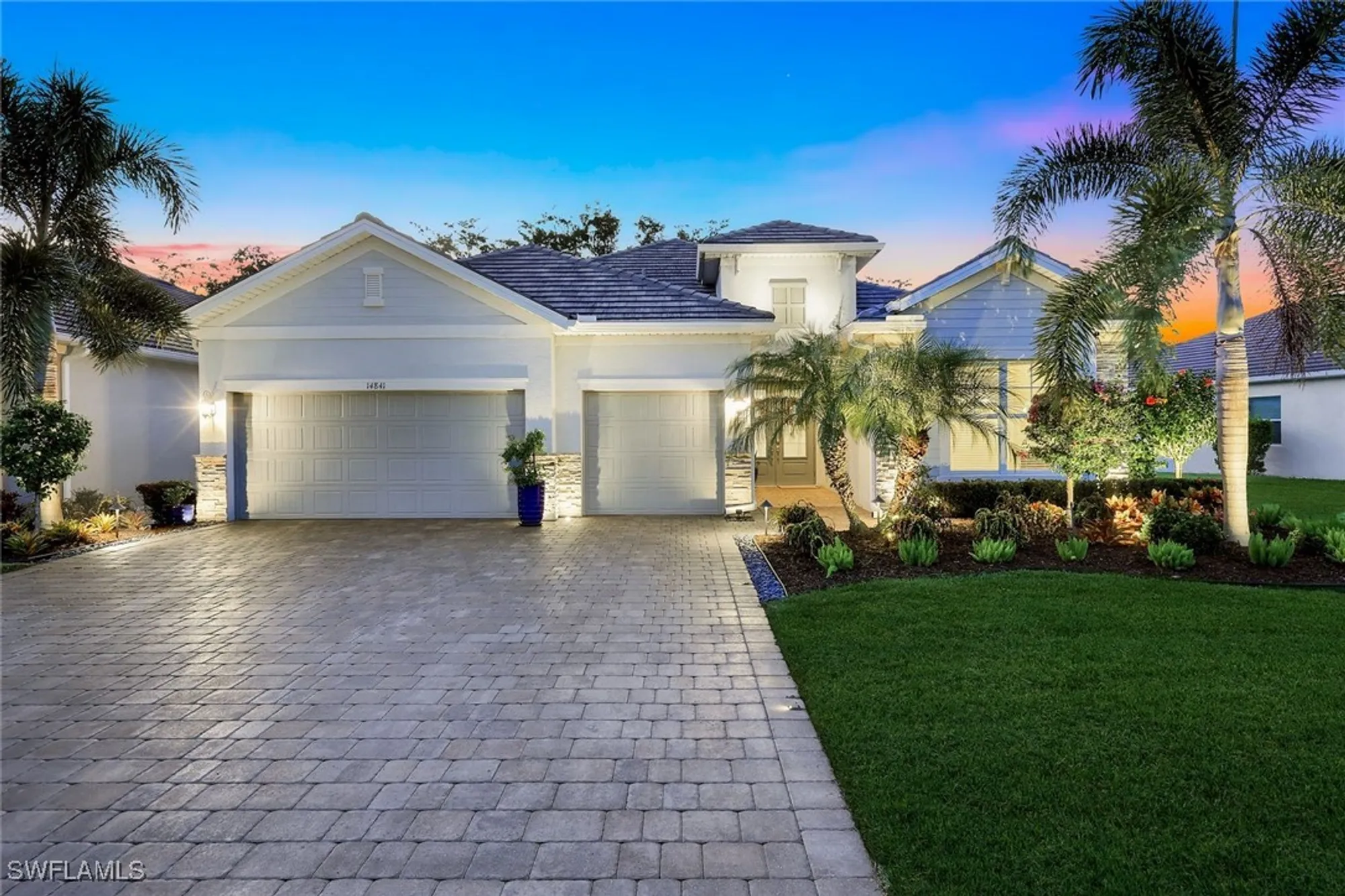 Property Slideshow image 1 of 50 | 14841 blue bay cir, Fort Myers, FL, 33913