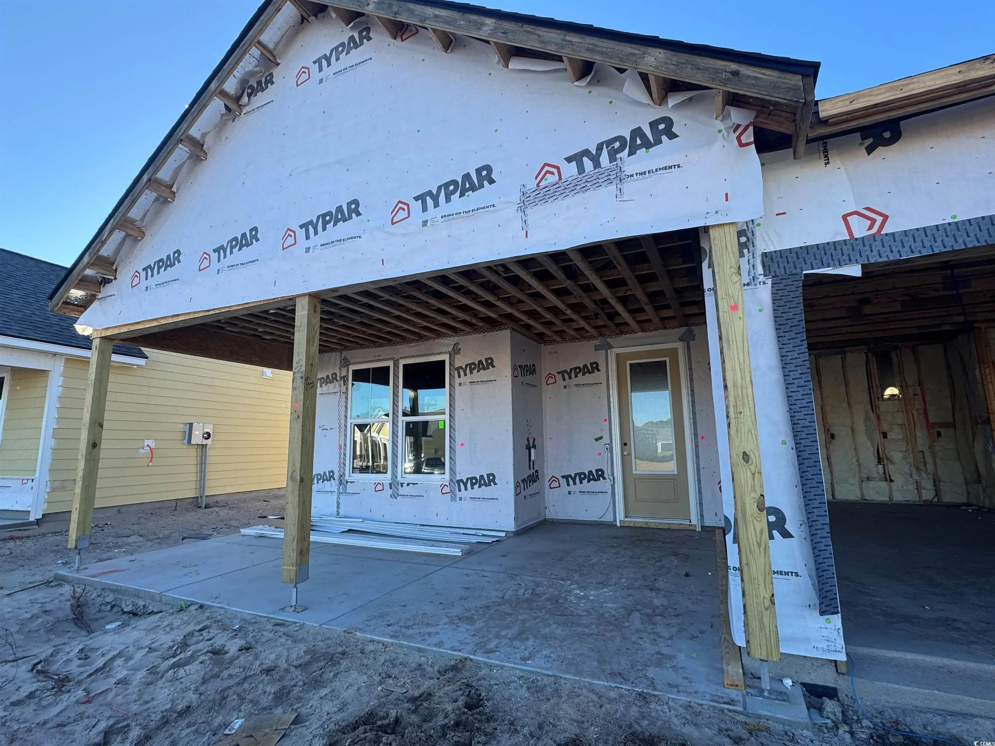 Property Slideshow image 4 of 28 | 1609 crested iris way, North Myrtle Beach, SC, 29582