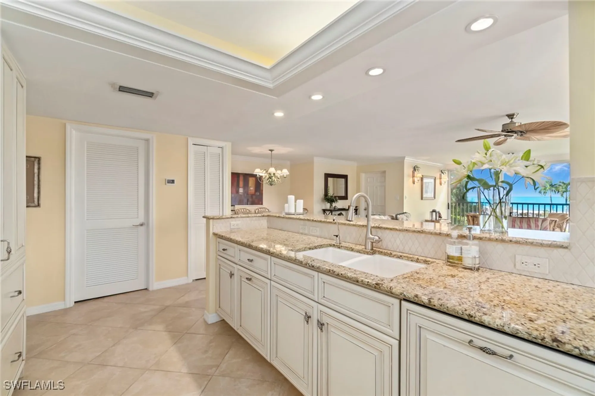 Property Slideshow image 16 of 49 | 3483 gulf shore blvd 105, Naples, FL, 34103