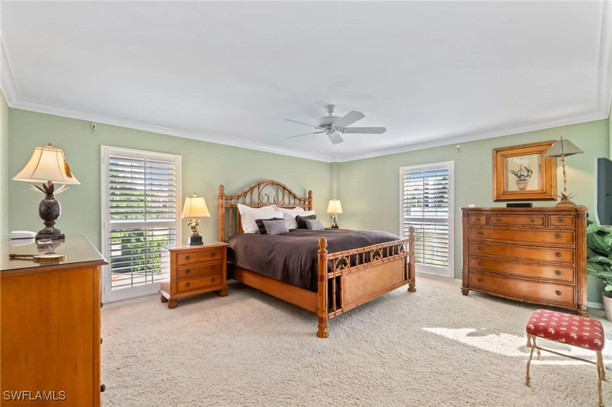 Property Slideshow image 19 of 49 | 3483 gulf shore blvd 105, Naples, FL, 34103