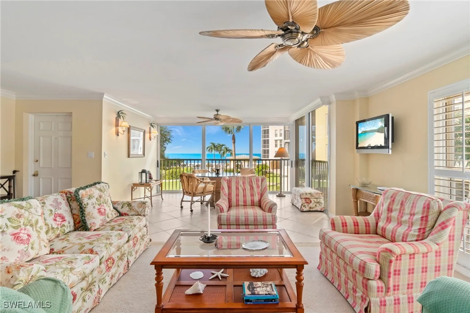 Property Slideshow image 10 of 49 | 3483 gulf shore blvd 105, Naples, FL, 34103