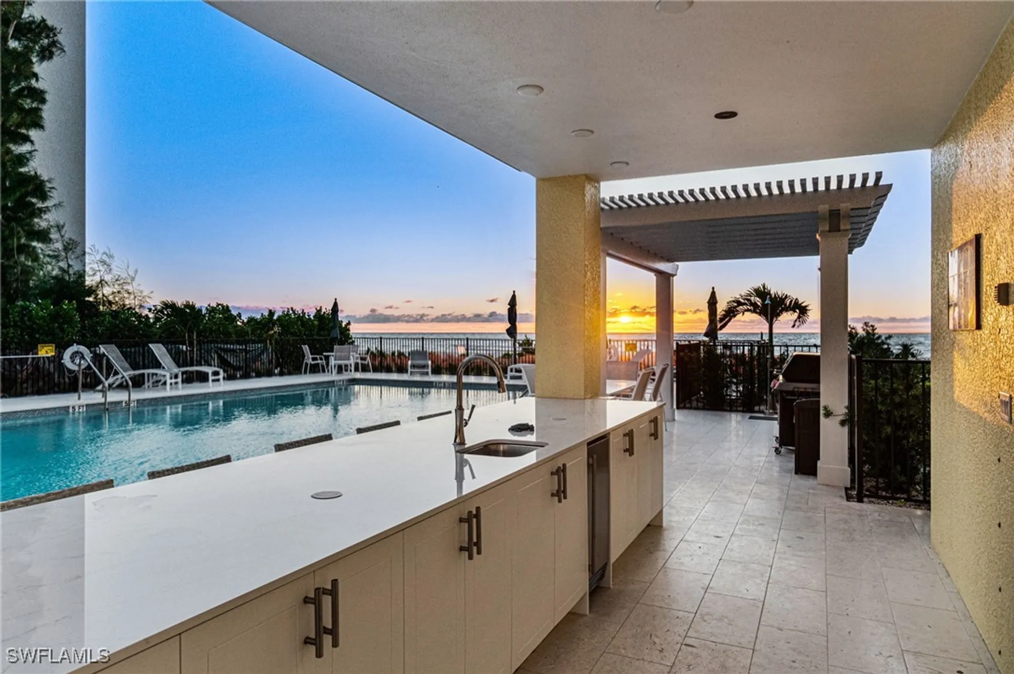 Property Slideshow image 29 of 49 | 3483 gulf shore blvd 105, Naples, FL, 34103